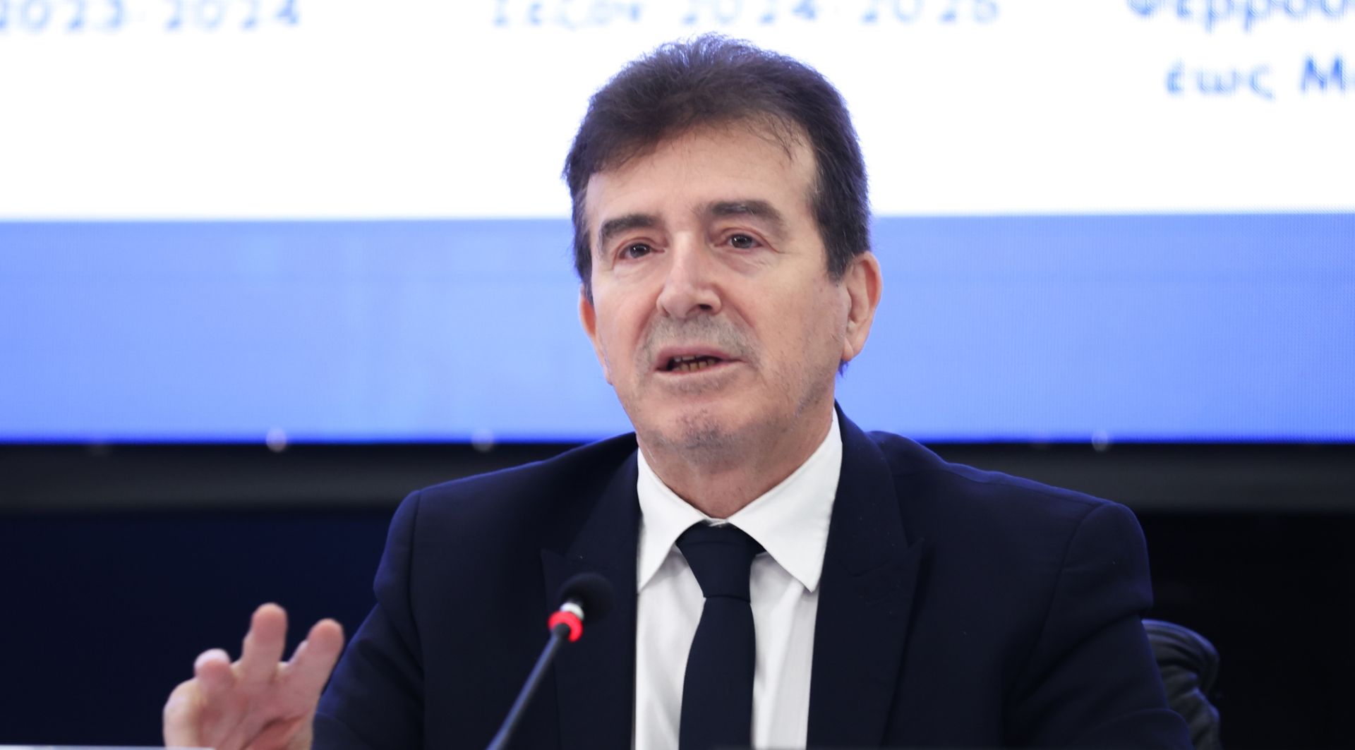 Χρυσοχοΐδης: «Τέρμα οι μπαλωθιές – Προληπτικά μέτρα για βεντέτες – Μόνιμα το ελληνικό FBI»