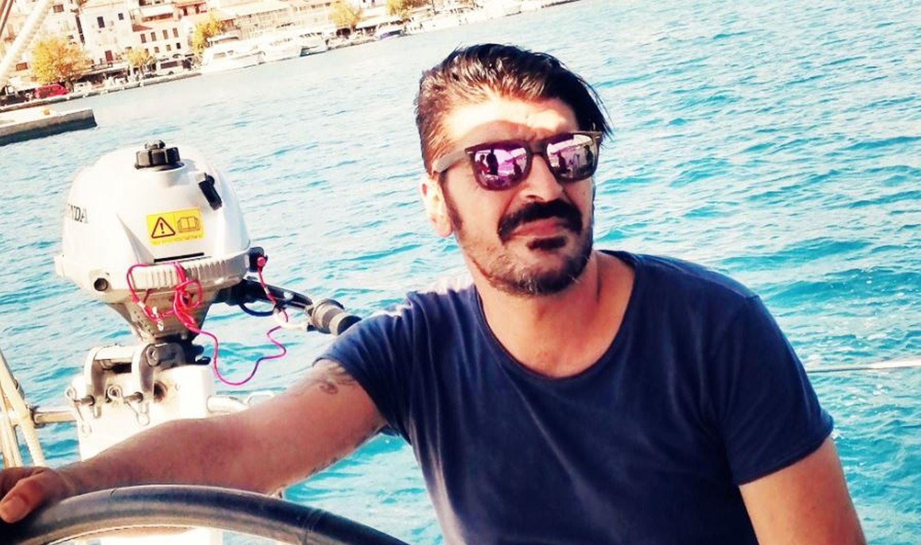 Βόλος: Ο 44χρονος Κωνσταντίνος κατέρρευσε και ξεψύχησε στα χέρια της μητέρας του