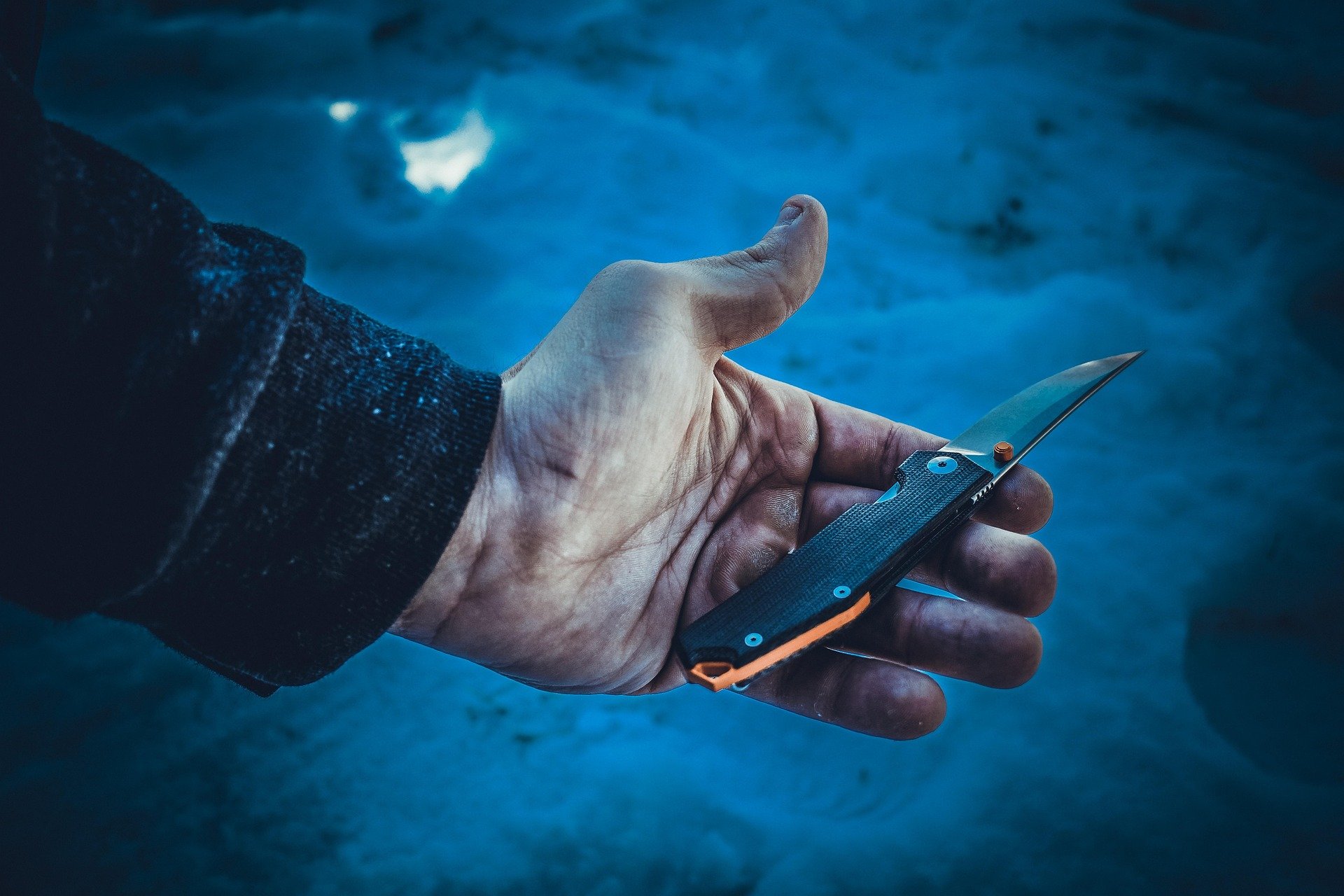 Διδυμότειχο: Μαχαίρωσε περιπτερά στην κεντρική πλατεία για να τον ληστέψει