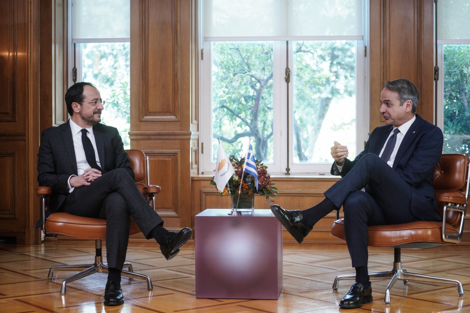 Μητσοτάκης, Χριστοδουλίδης