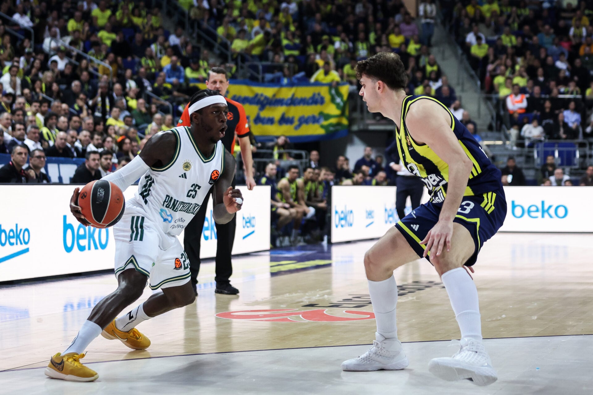 Στην Πόλη έγινε και πάλι Παναθηναϊκός, μεγάλη νίκη 81-77 την Φενερμπαχτσέ