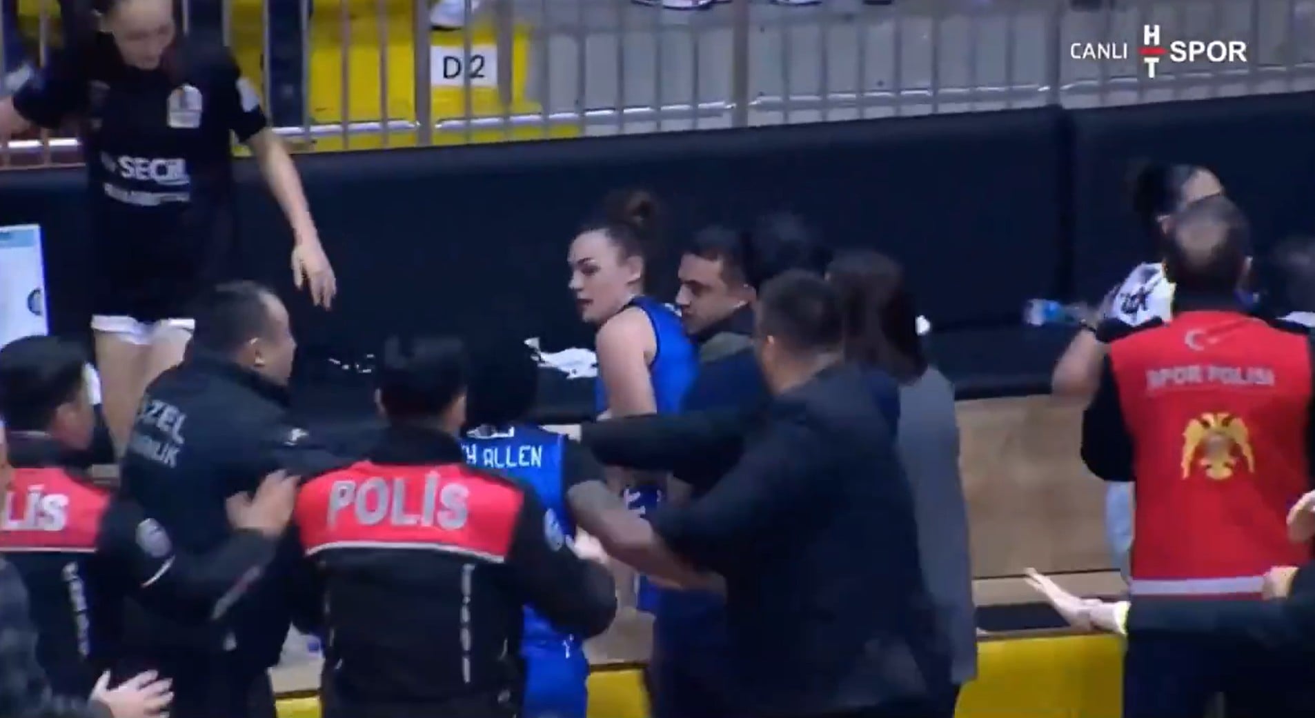 Άγριο ξύλο σε αγώνα του γυναικείου πρωταθλήματος μπάσκετ γυναικών