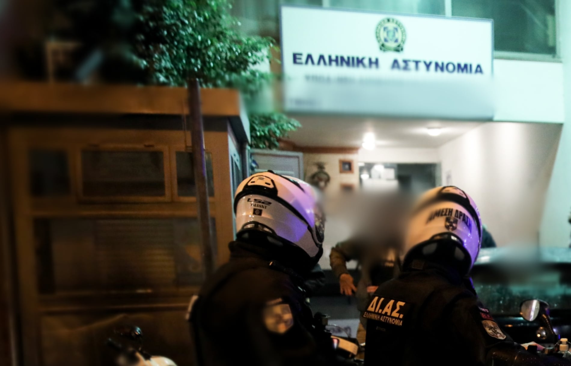 Κυψέλη: Επίθεση με μολότοφ στο Αστυνομικό Τμήμα της περιοχής