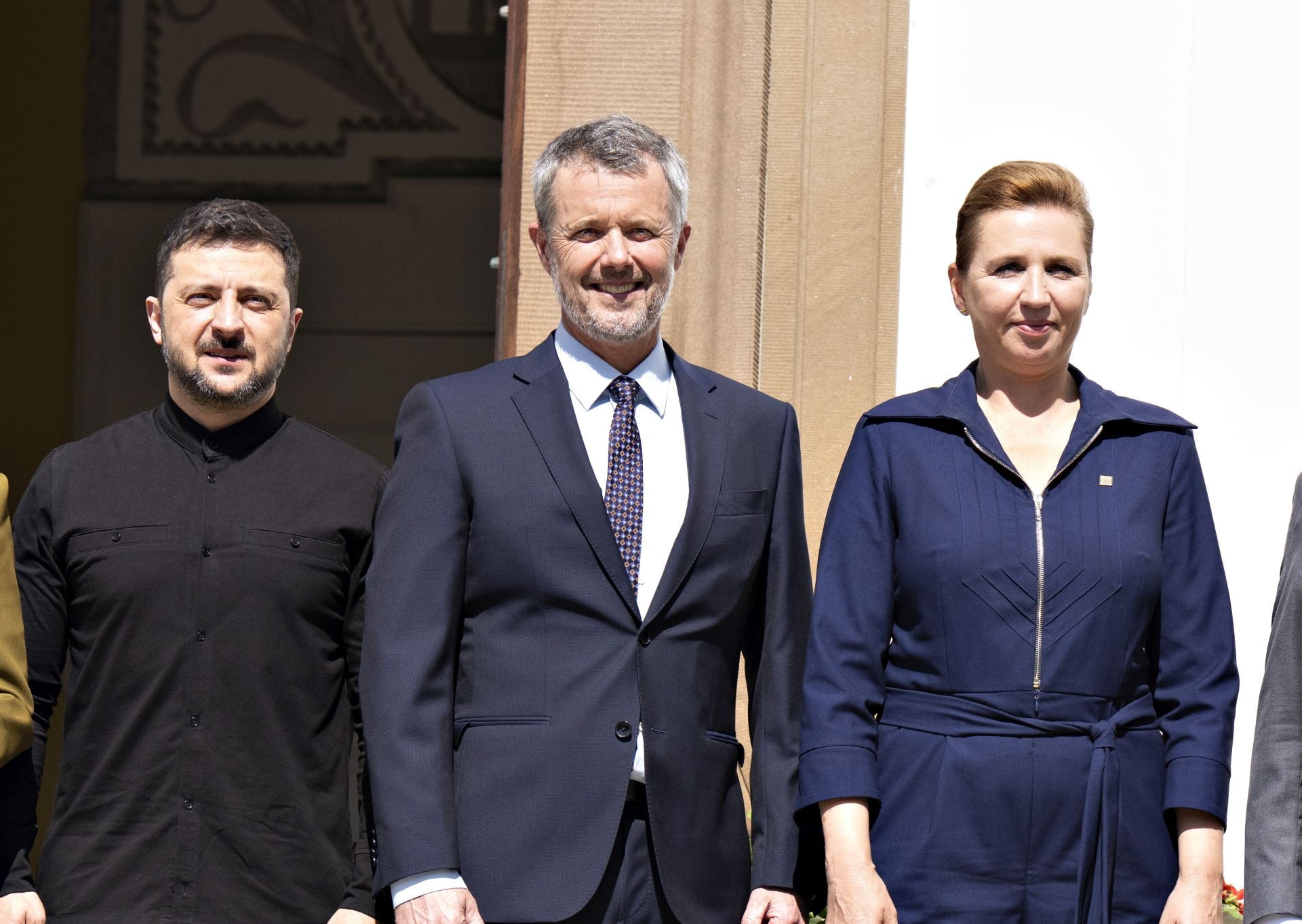 Δανία: «Πετσοκόβει» την στρατιωτική βοήθεια στην Ουκρανία