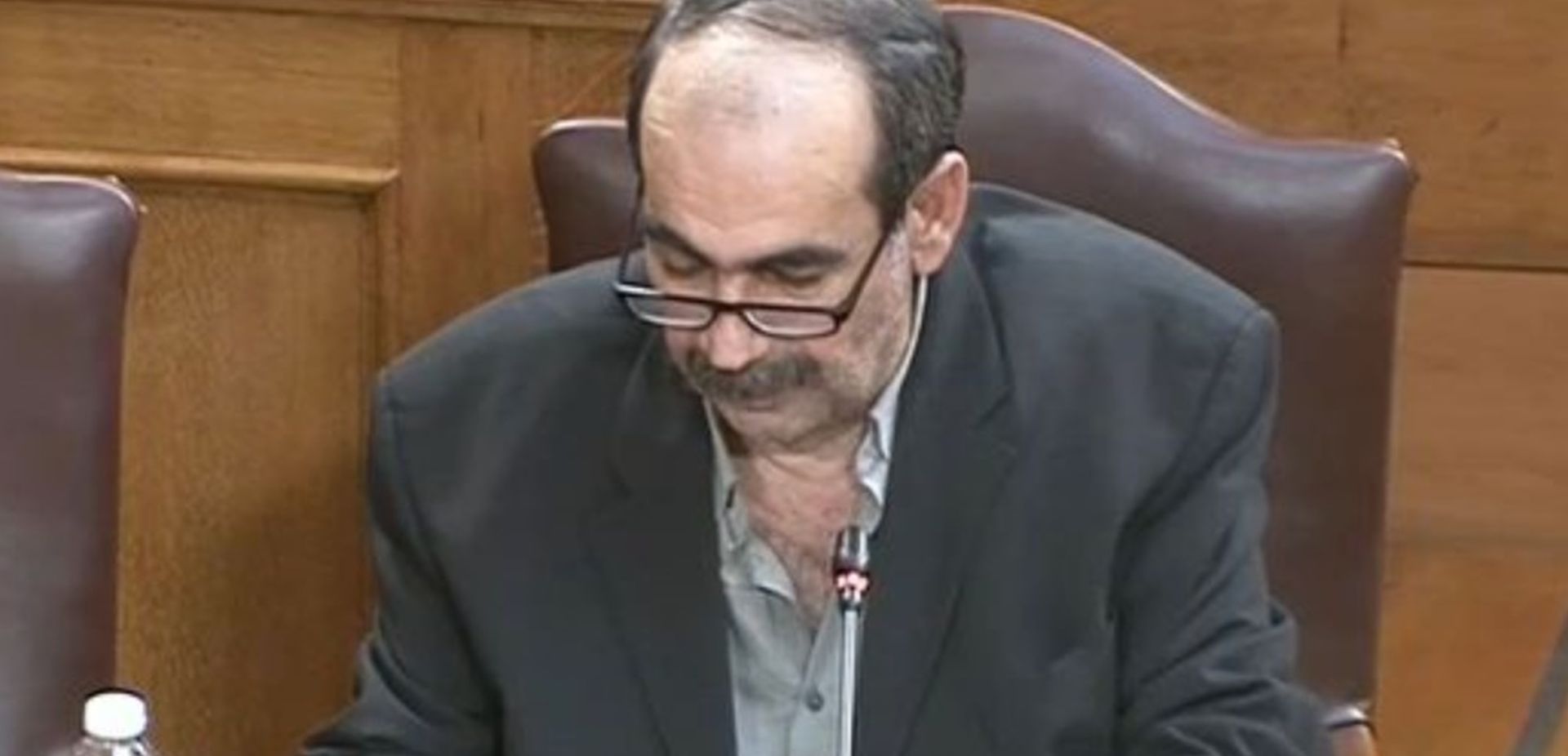 «Φραπές»: «Ψεύτικες οι συνομιλίες μου, άλλος μίλησε από το κινητό μου»