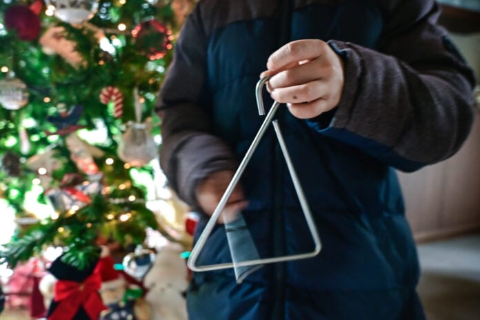 Πάτρα: Παιδιά είπαν τα κάλαντα… και ζήτησαν να πληρωθούν με IRIS!