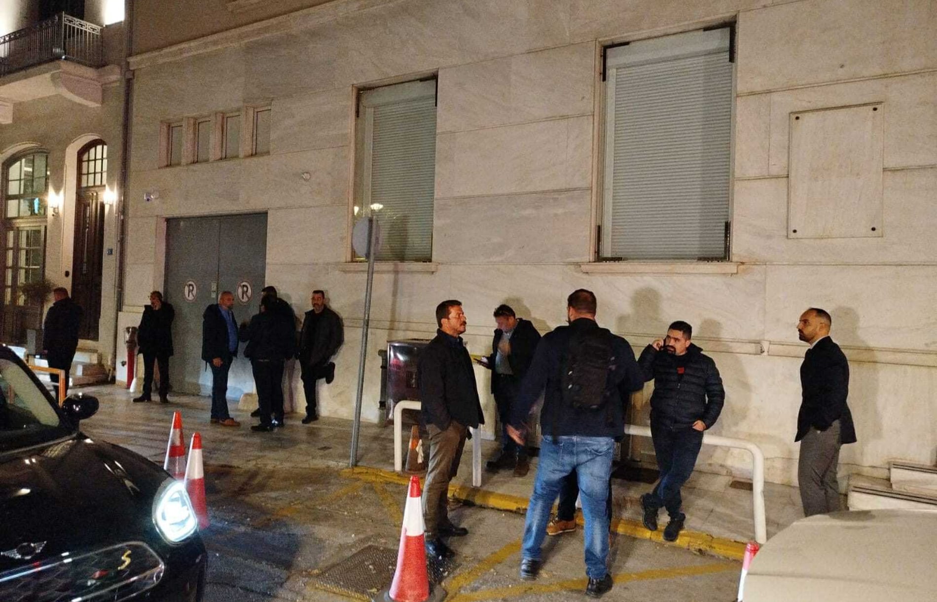 Αγρότες: Χωρίς «λευκό καπνό» η συνάντηση με Χατζηδάκη – Τσιάρα