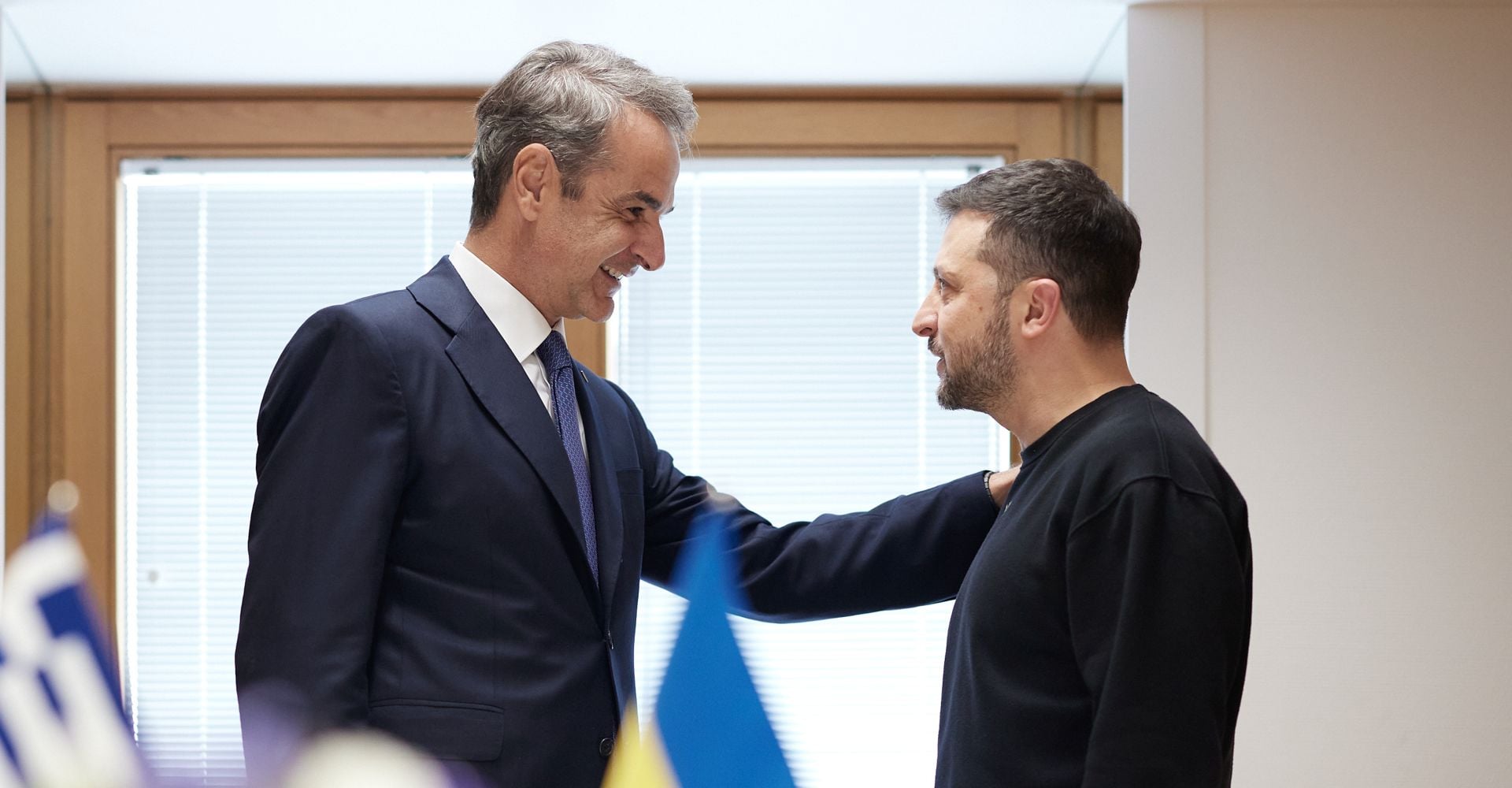 Ηχηρό μήνυμα πολιτών για την Ουκρανία – Τι αποτυπώνει η δημοσκόπηση του Newsbreak