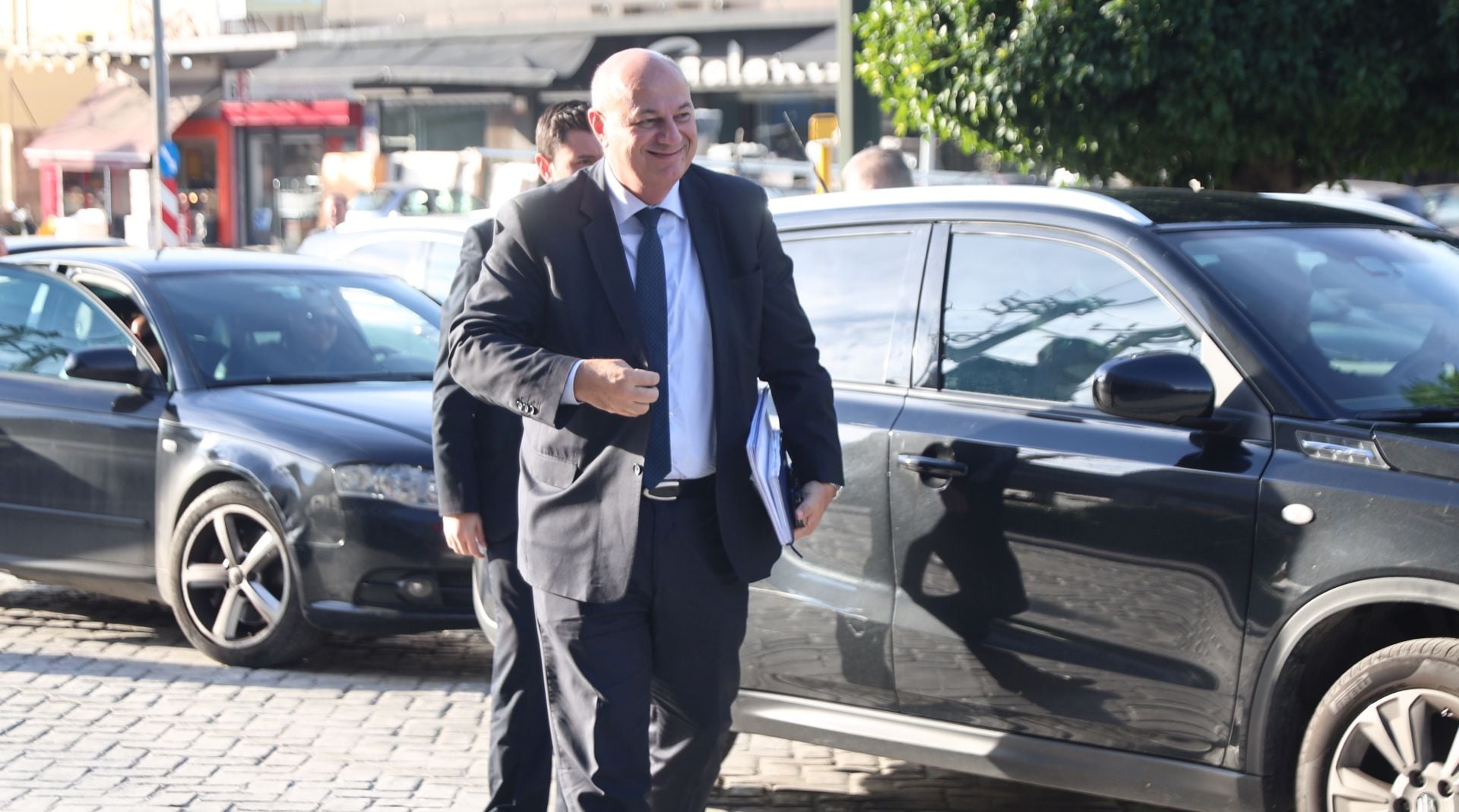 Κρίσιμη σύσκεψη Τσιάρα με «γαλάζιους» βουλευτές της περιφέρειας – Εσωκομματικά πυρά και ένταση