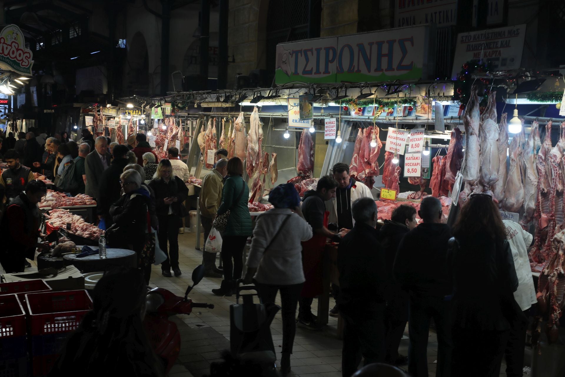 Παραμονή Χριστουγέννων: Πώς θα λειτουργήσουν καταστήματα και σούπερ μάρκετ