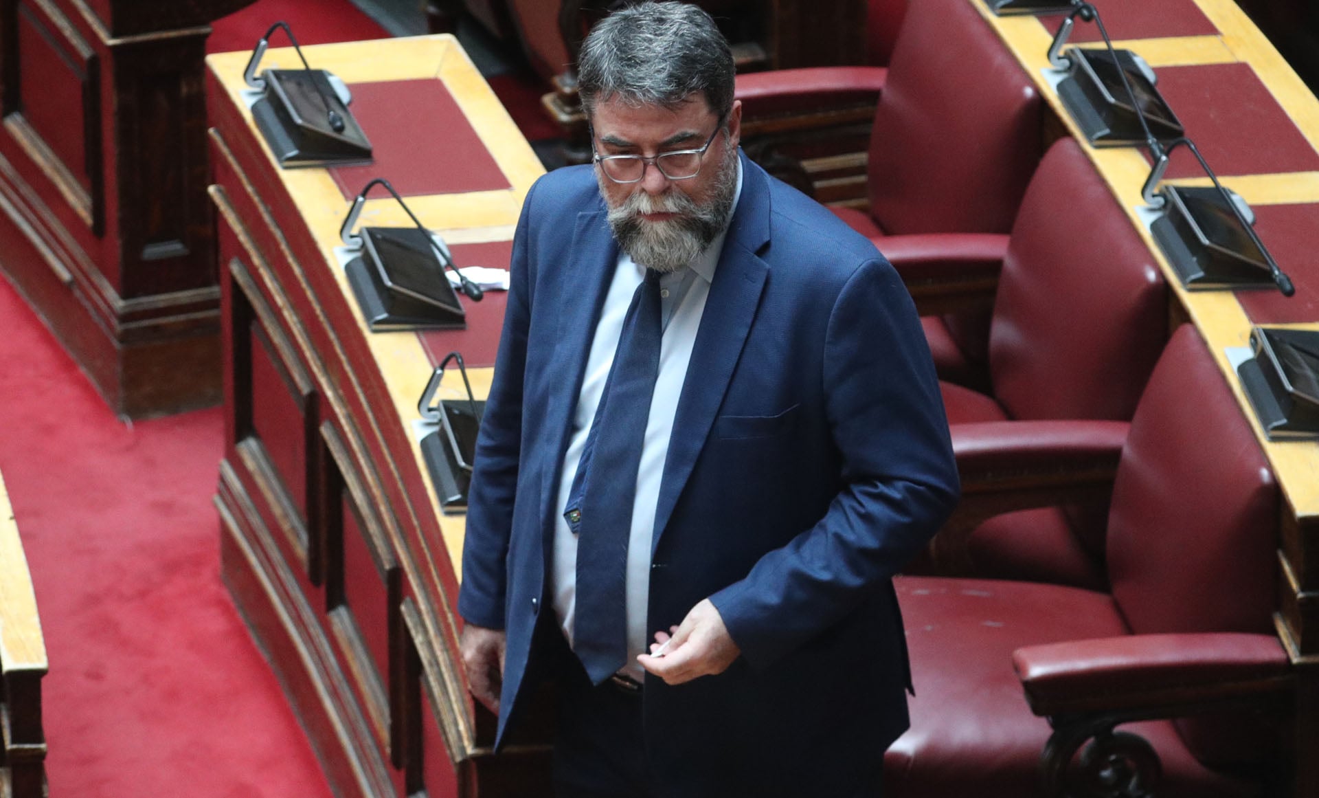 «Και θα δώσουμε περισσότερα και θα φάμε ξύλο!» σχολίασε ο Βασίλης Οικονόμου