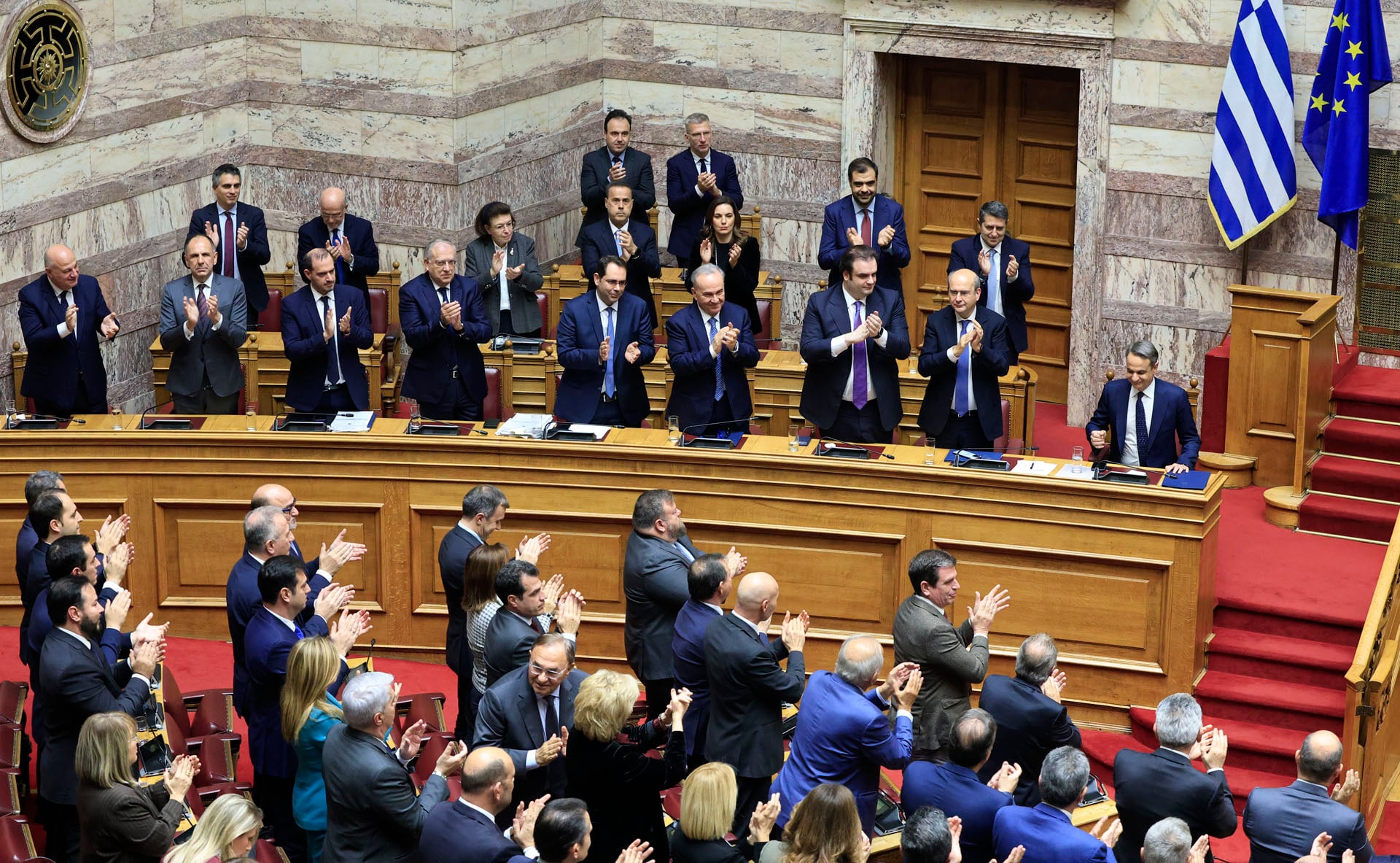 Με 159 «ναι» και 136 «όχι» πέρασε στη Βουλή ο Προϋπολογισμός 2026