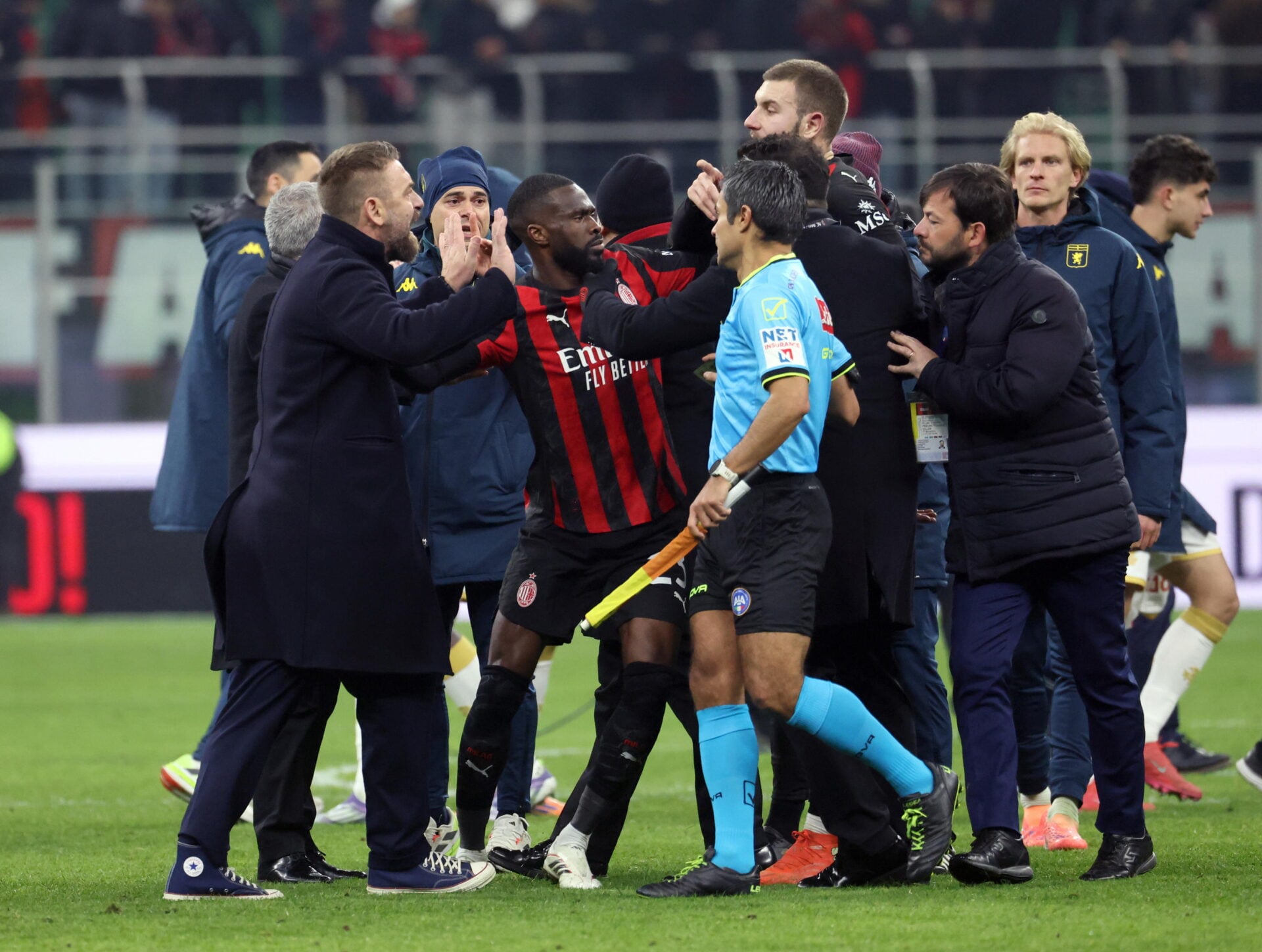 Γέμισε δώρα η Ίντερ από τις ομάδες της κορυφής