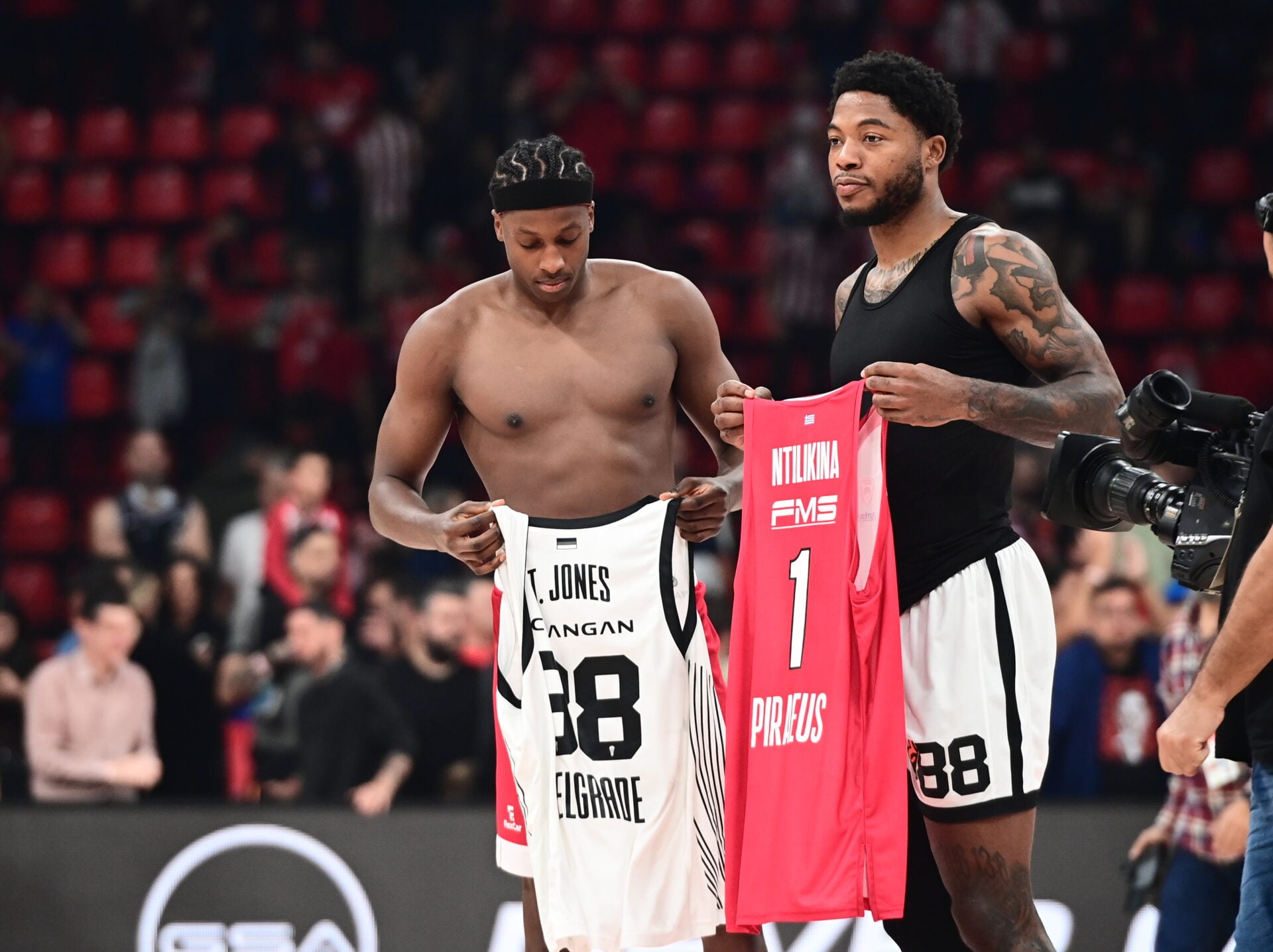 Πιάνει λιμάνι ο Ταϊρίκ Τζόουνς και διαλέγει Ολυμπιακό!