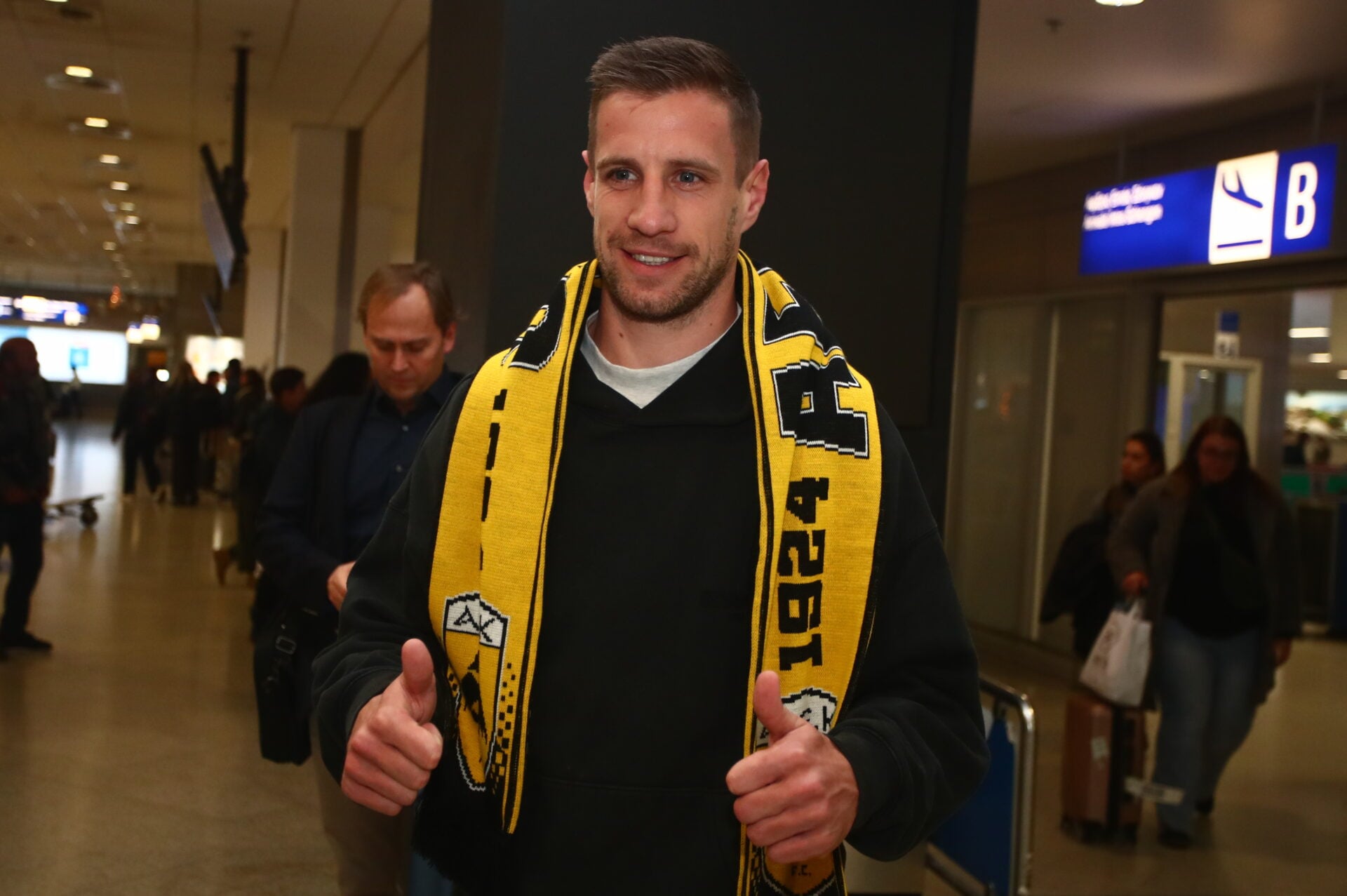 Ο Βάργκα έφθασε στην Ελλάδα για την ΑΕΚ