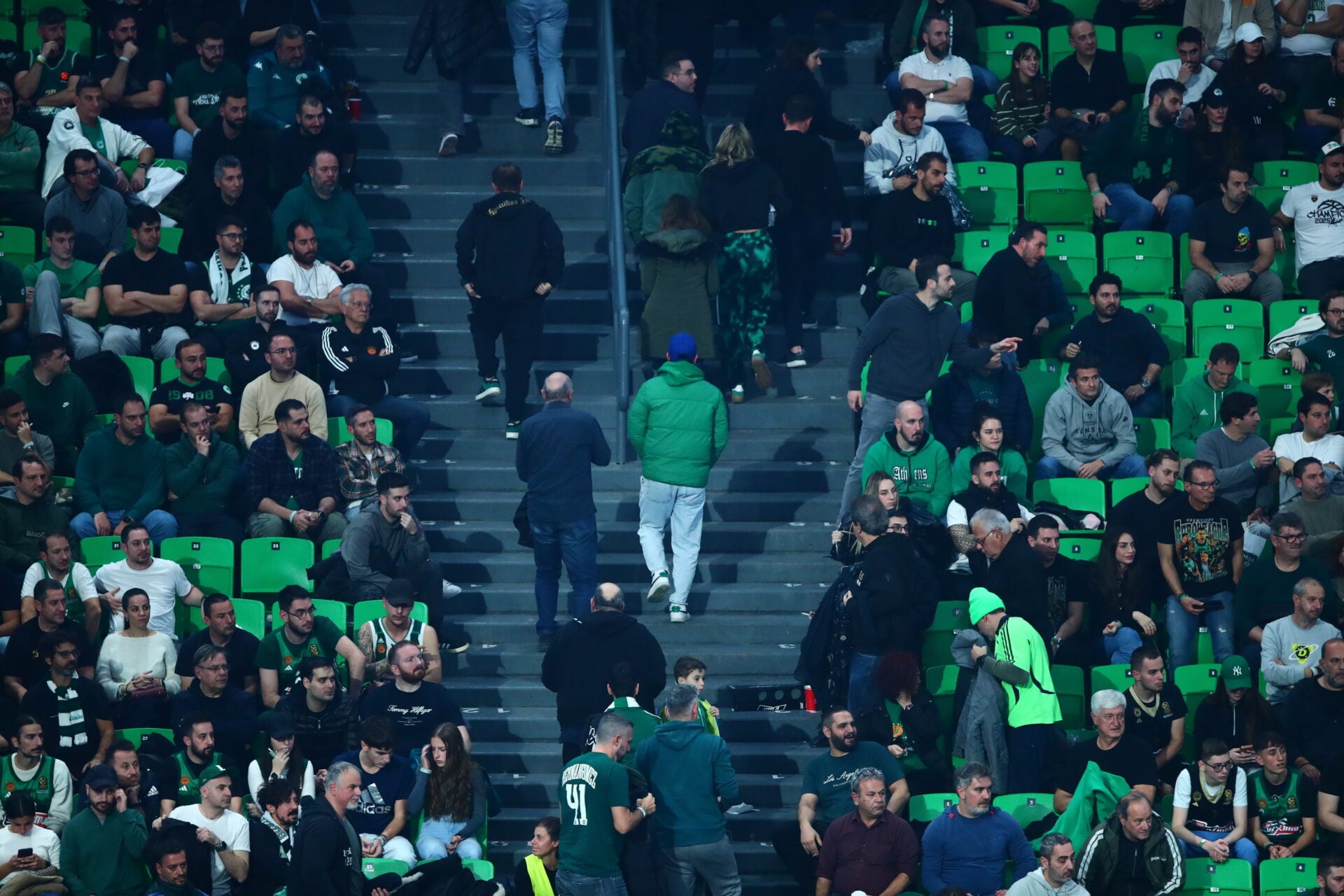 Αποδοκιμασίες μετά από τρία χρόνια στο ΟΑΚΑ