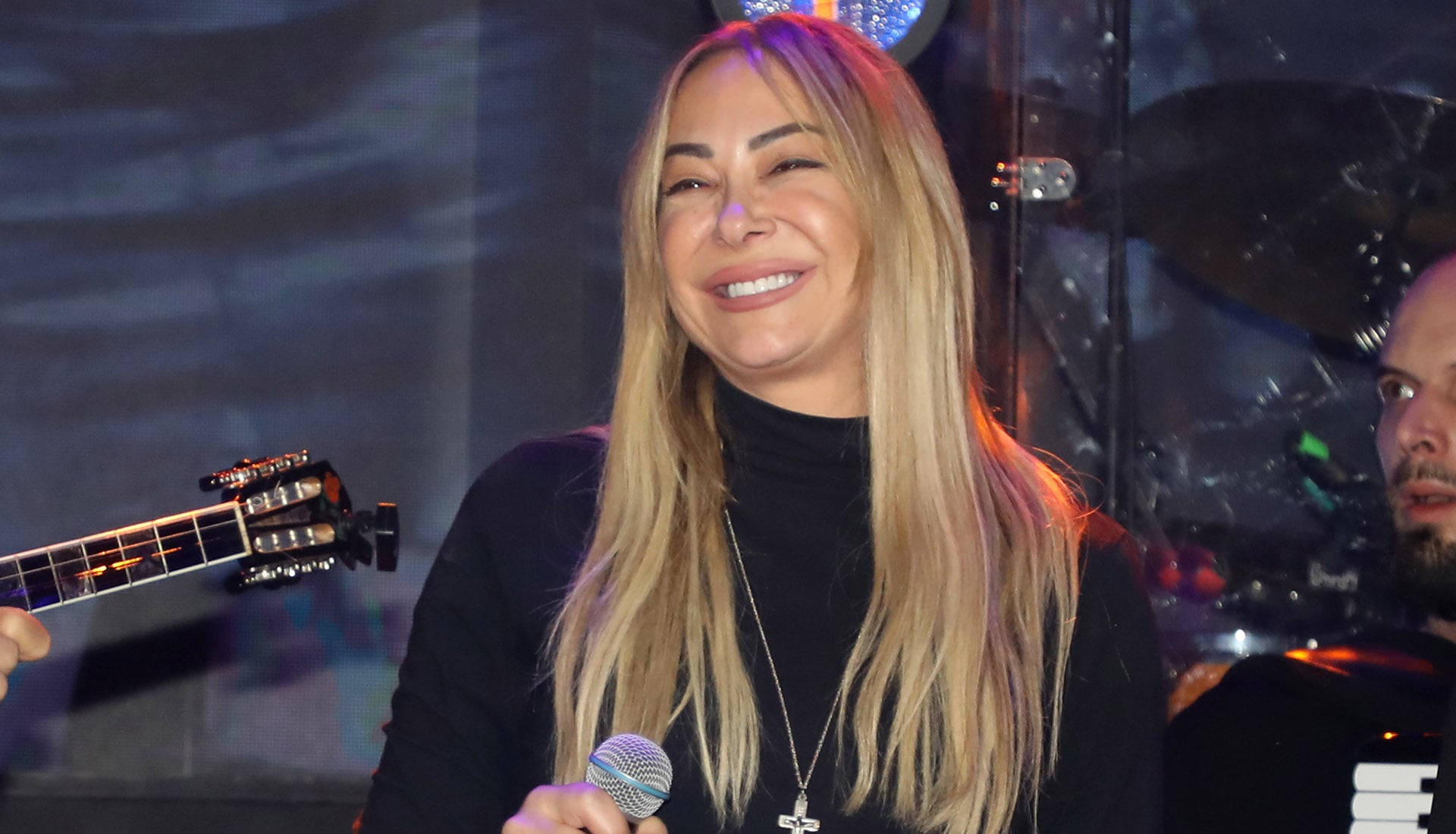 Ακύρωσε τις εμφανίσεις της η Μελίνα Ασλανίδου – Το μήνυμα για το πρόβλημα υγείας