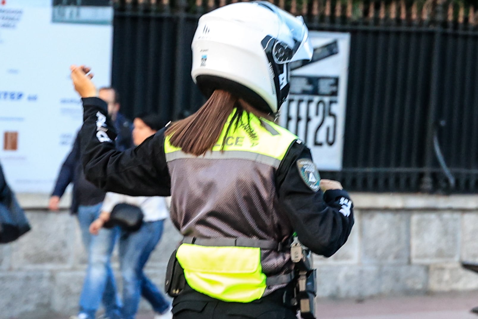 Γυναίκα αστυνομικός πυροβόλησε σε πανηγύρι – Η ανακοίνωση της Αστυνομίας