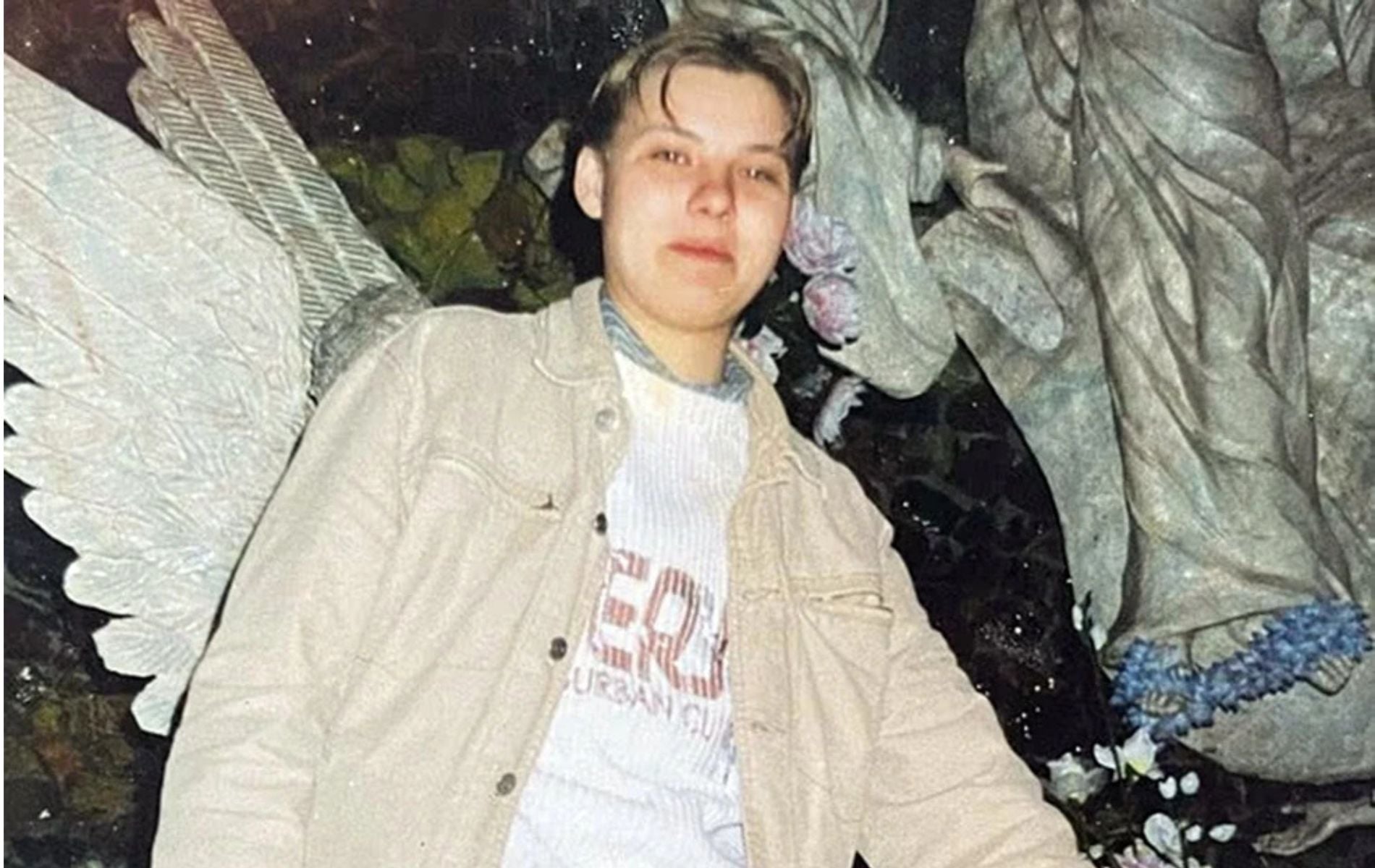 Γυναίκα έκοψε στη μέση τη σύντροφό της και την έθαψε στον κήπο