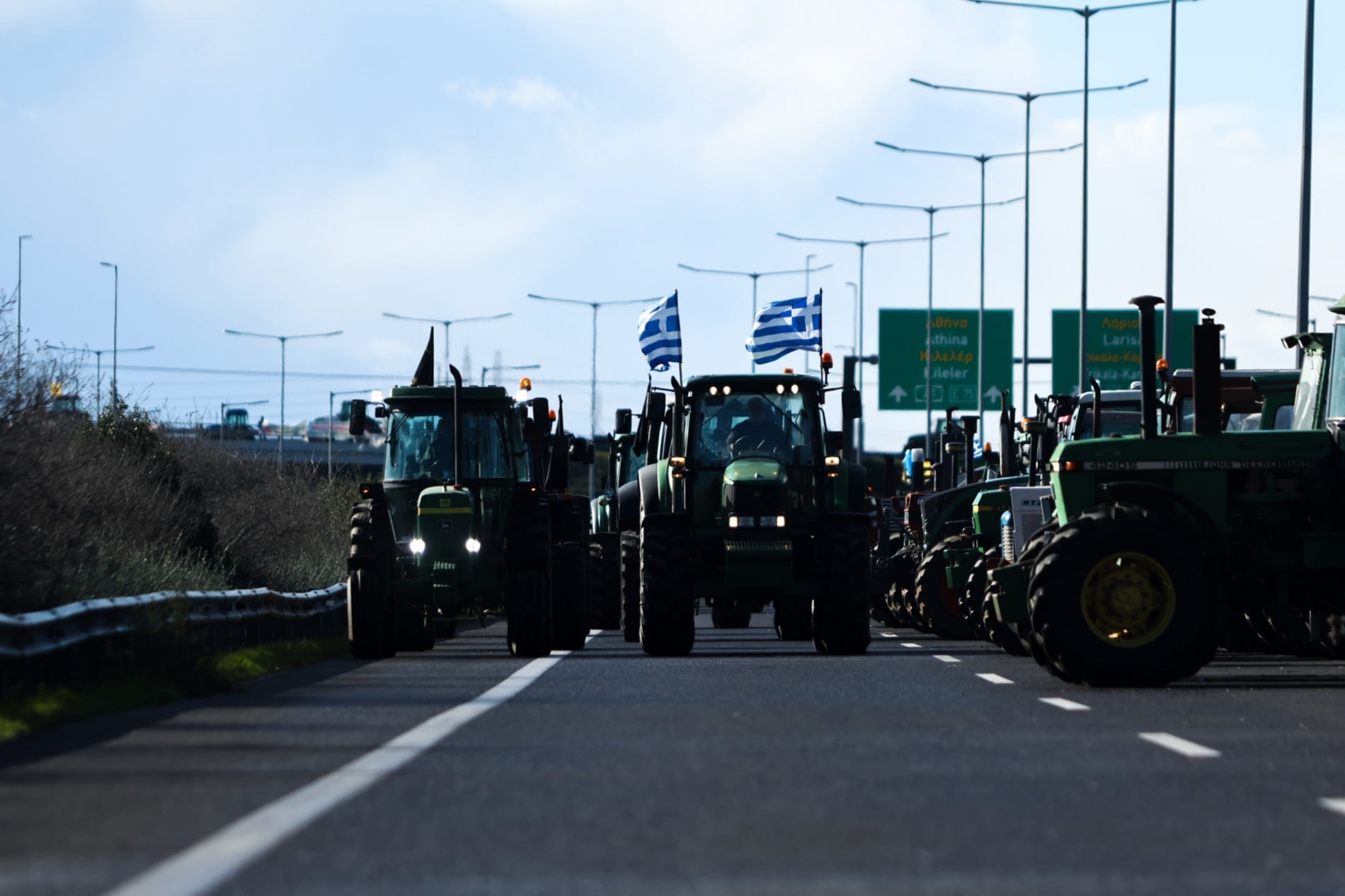 Οι αγρότες αποδέχονται τη νέα πρόσκληση για διάλογο με τον πρωθυπουργό – «Θα πάμε σε συνάντηση»