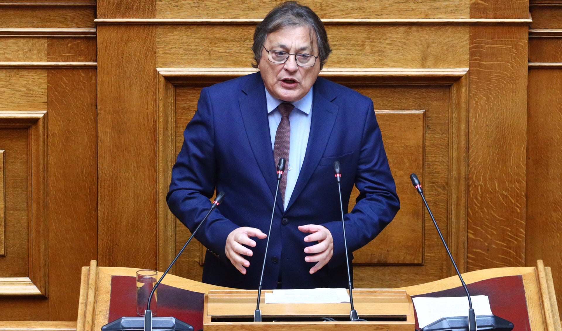 Ανοιχτός για συζήτηση με την Καρυστιανού δήλωσε ο ανεξάρτητος βουλευτής, Αλέξανδρος Αυλωνίτης