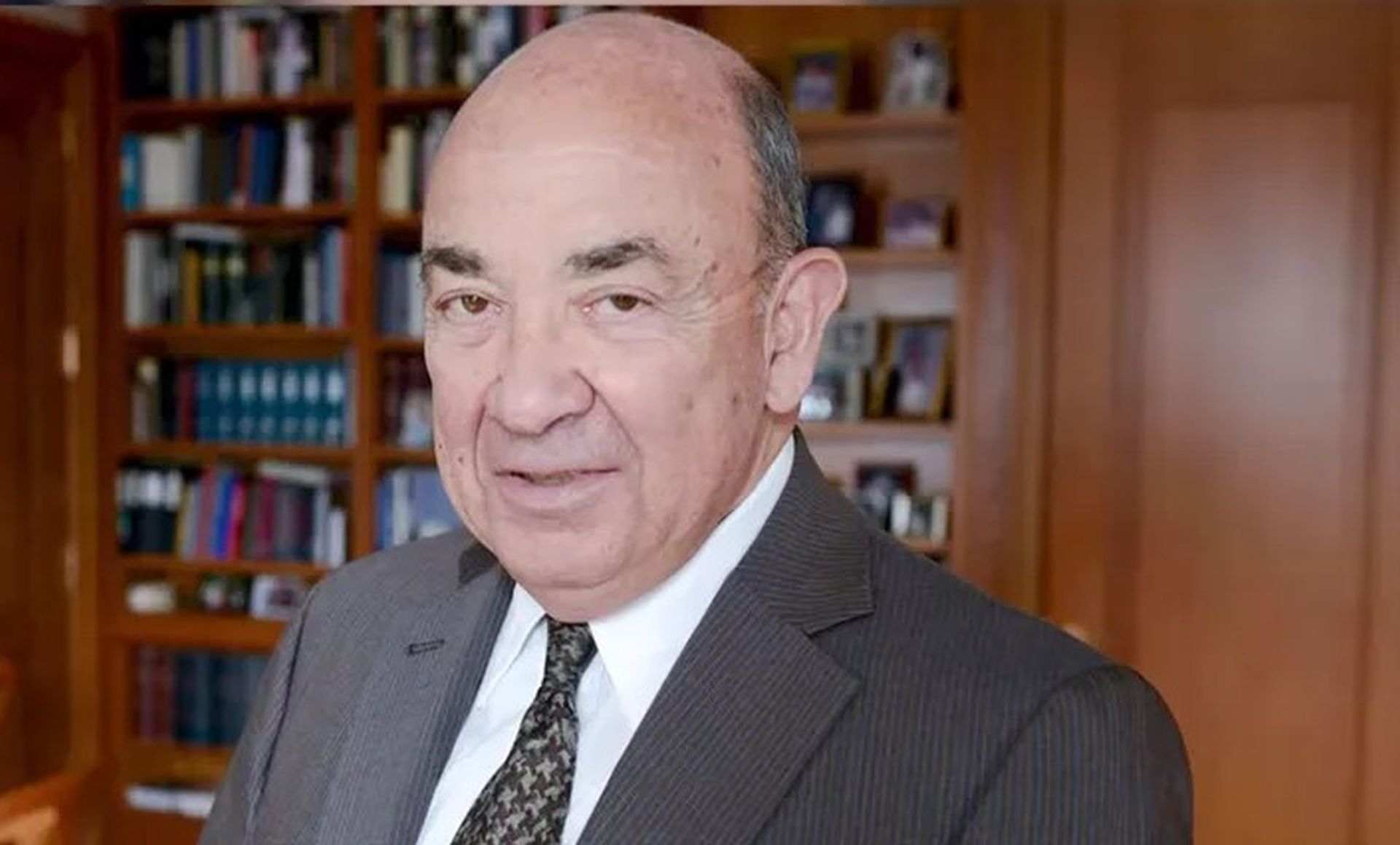 Ποιος είναι ο 92χρονος δικαστής που θα κρίνει τη μοίρα του Μαδούρο