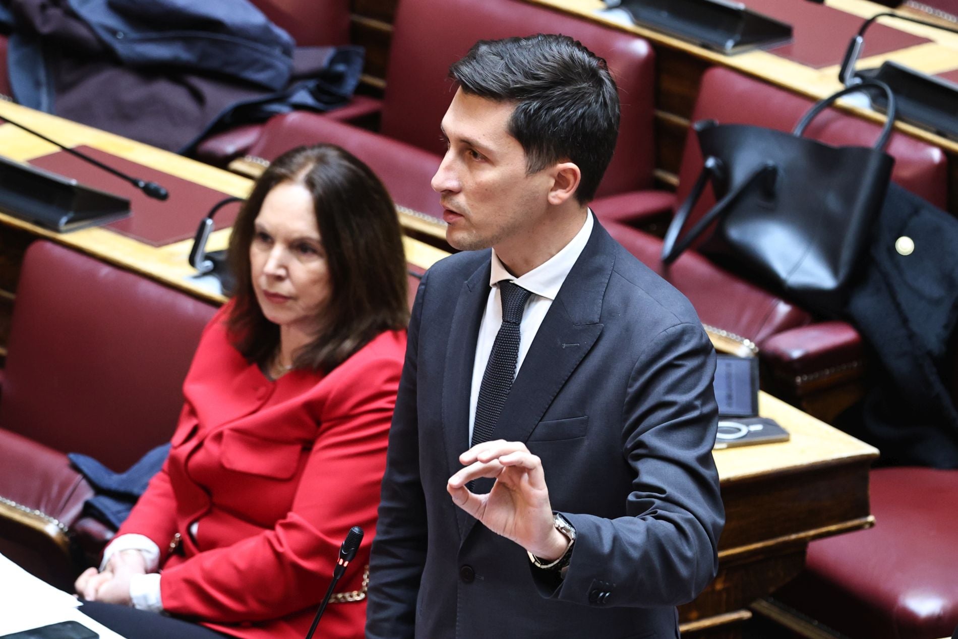 Χρηστιδης, Βουλή, διαμάχη με Λαζαρίδη