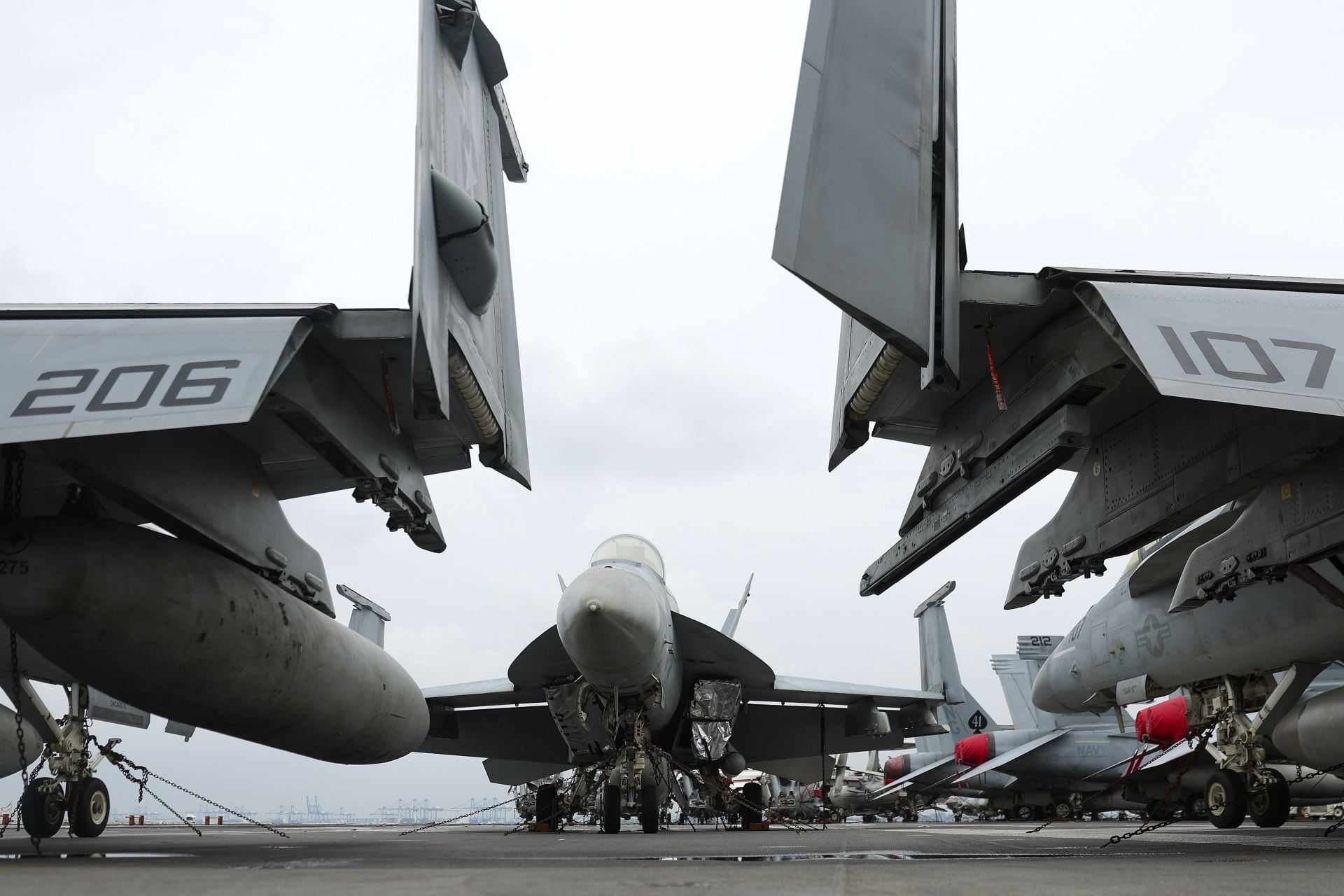 Τραμπ για Ιράν: «Θέλουν συμφωνία» – Στη Μέση Ανατολή το αεροπλανοφόρο Lincoln