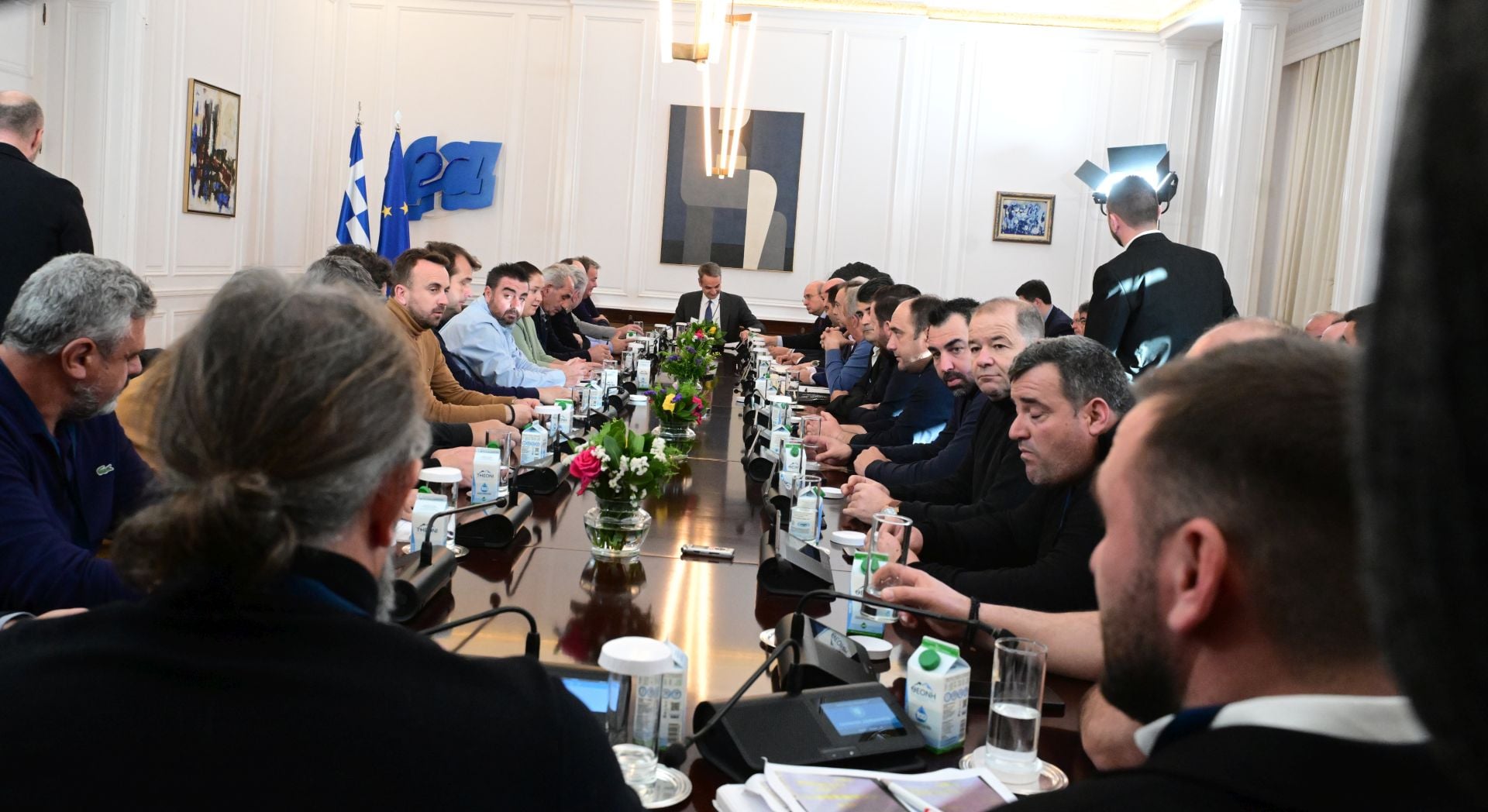 Μητσοτάκης σε αγρότες: «Τις εξελίξεις τις διαμορφώνουν οι παρόντες και όχι οι απόντες»