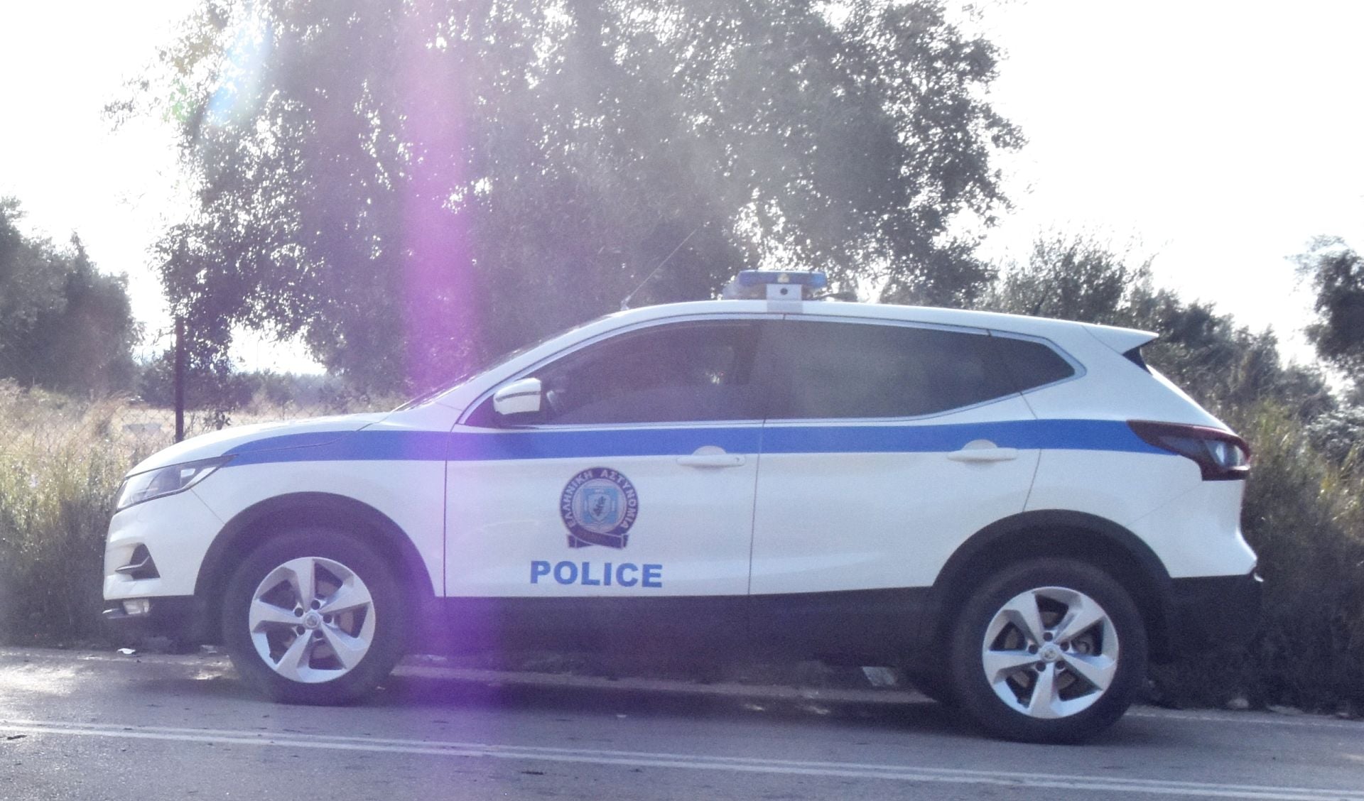 Αιτωλοακαρνανία: Πυροβολισμοί και καταδίωξη σε επαρχιακό δρόμο – Στο στόχαστρο 38χρονος