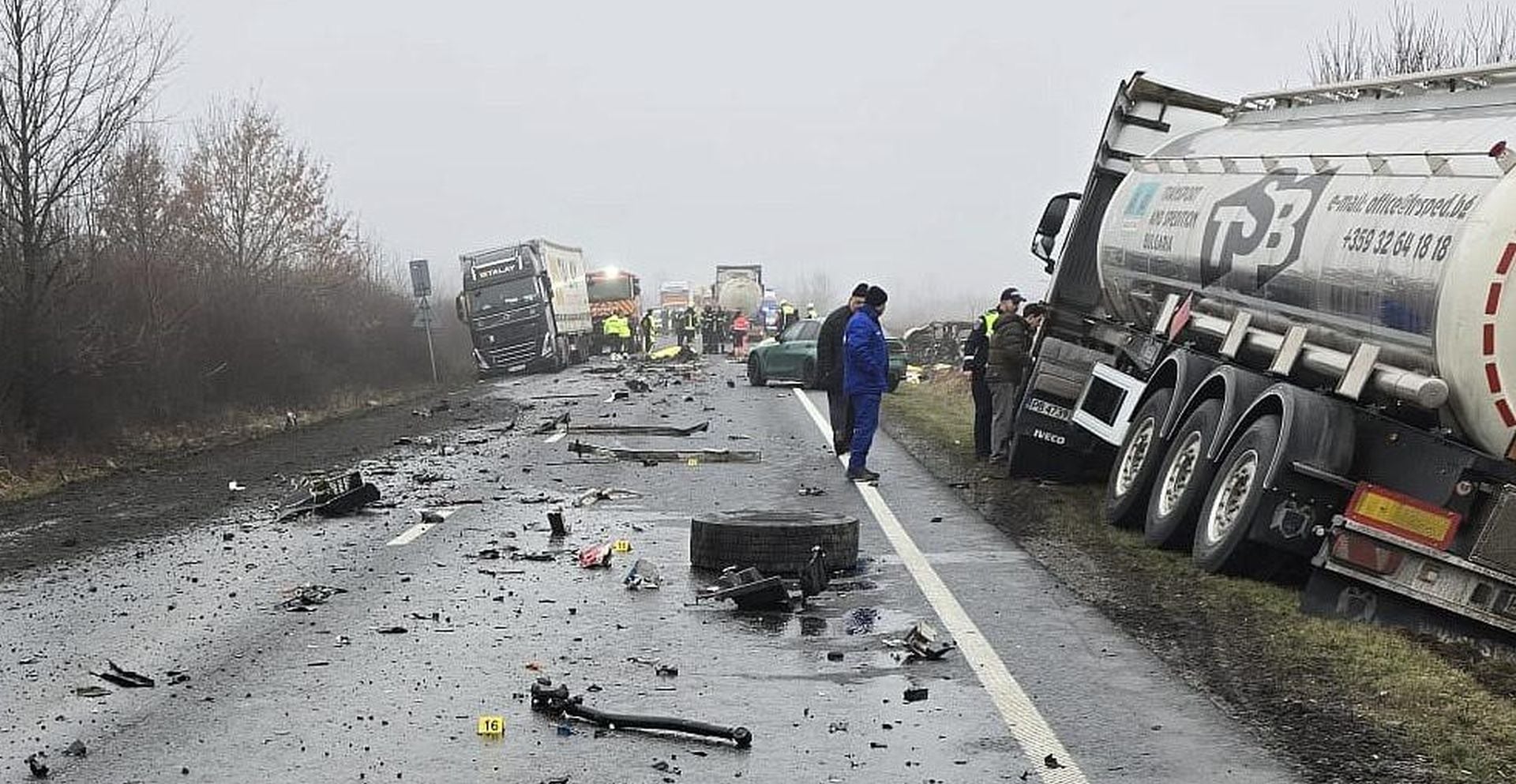 Ρουμανία: Αποκλειστική φωτογραφία Newsbreak – Τα απομεινάρια του μίνι βαν