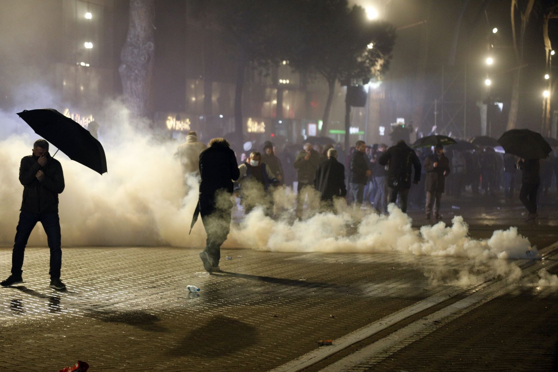 Διαδήλωση κατά Ράμα, επεισόδια