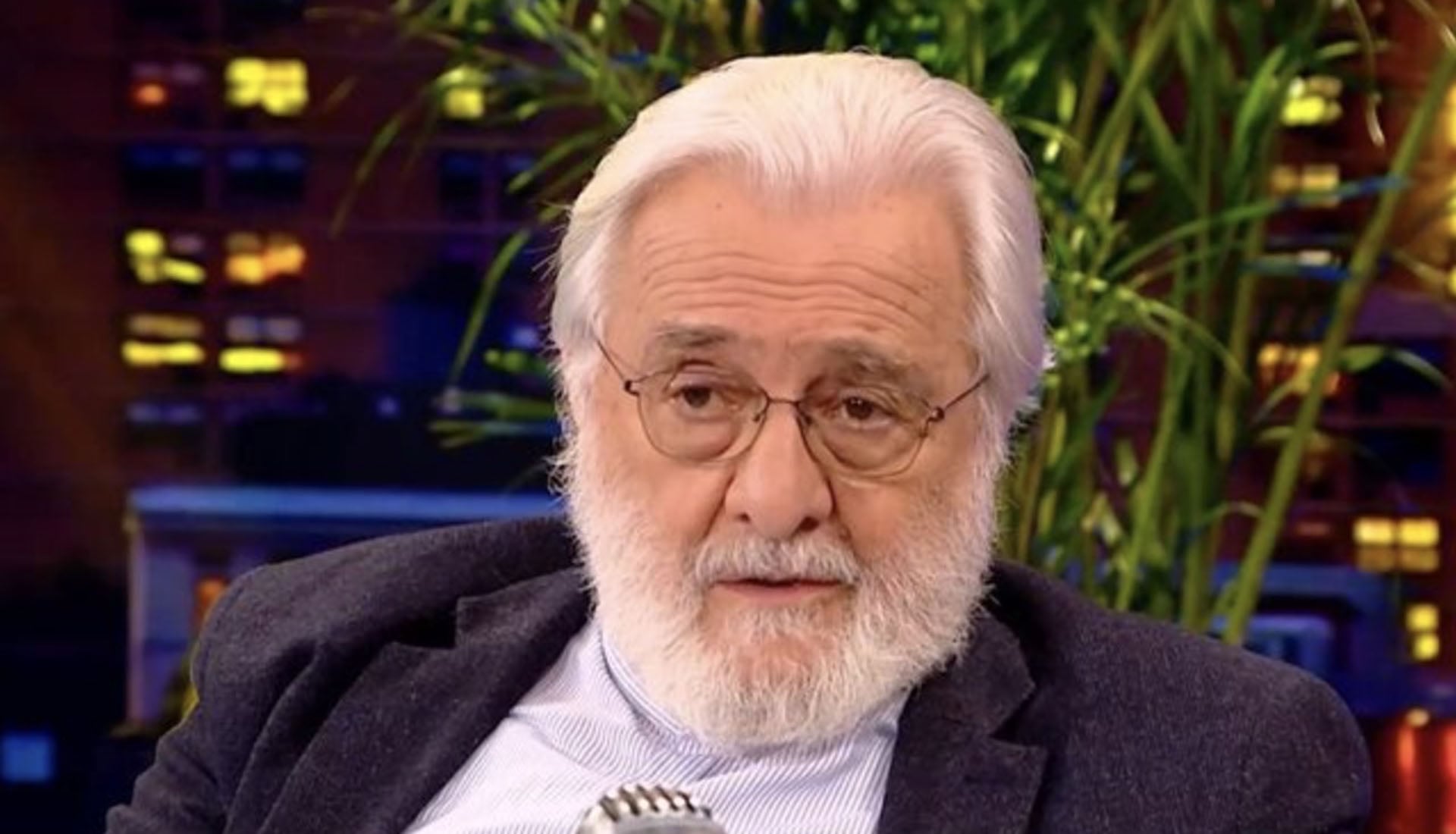 Γιάννης Σμαραγδής: Από την επιτυχία του «Καποδίστρια» στο ένταλμα σύλληψης – Όσα δεν είχε πει ποτέ