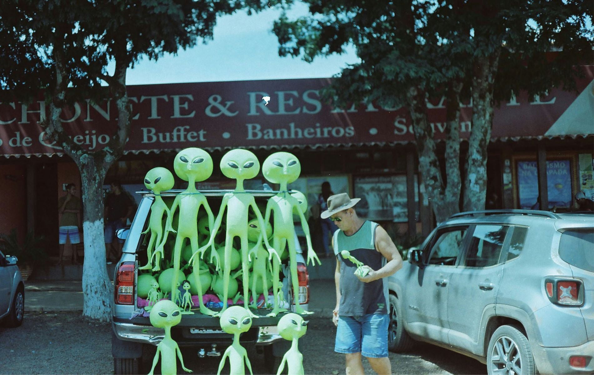 Ο Ντόναλντ Τραμπ εγκρίνει αποκαλύψεις για τα UFO