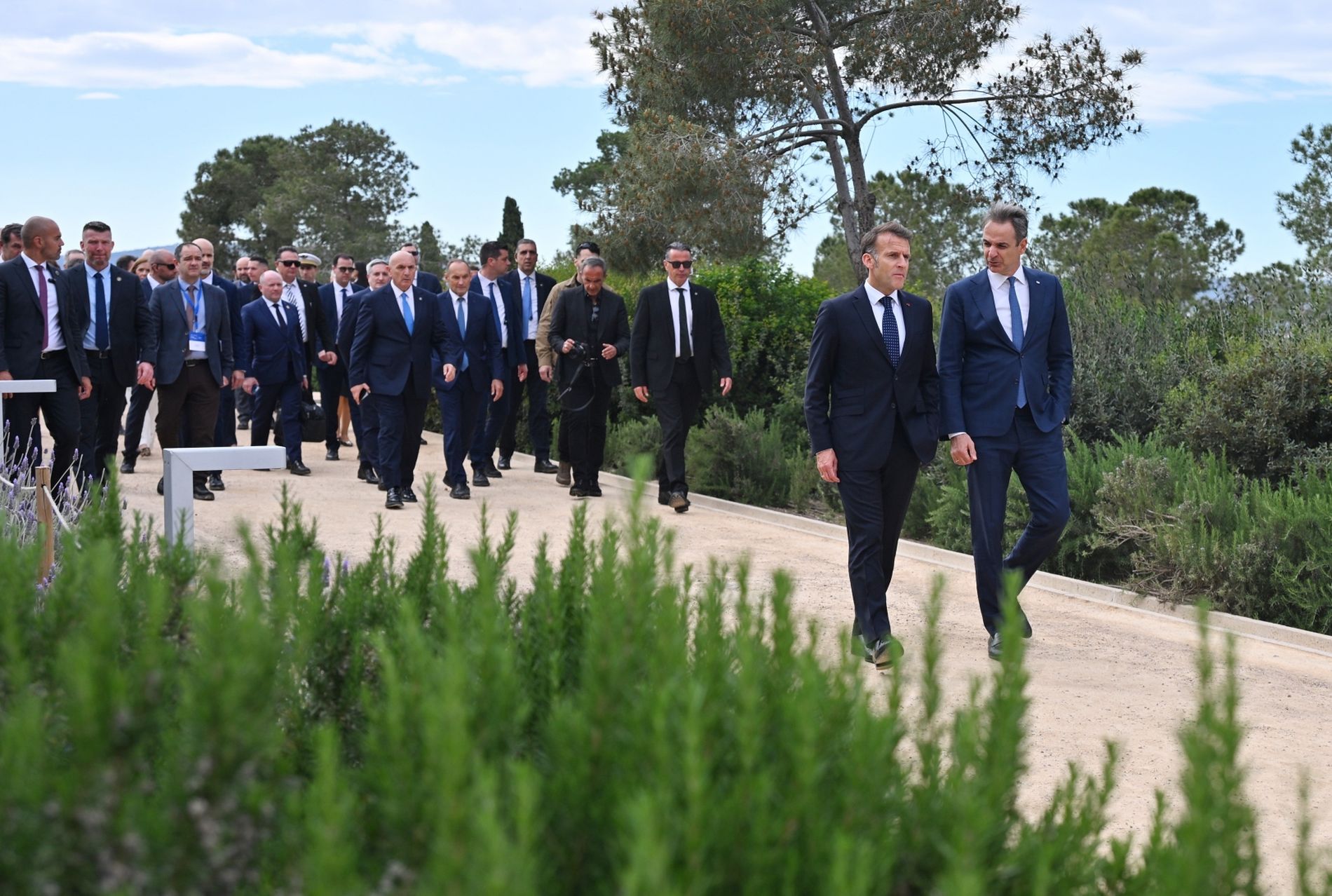 Μακρόν και Μητσοτάκης στο ΚΠΙΣΝ