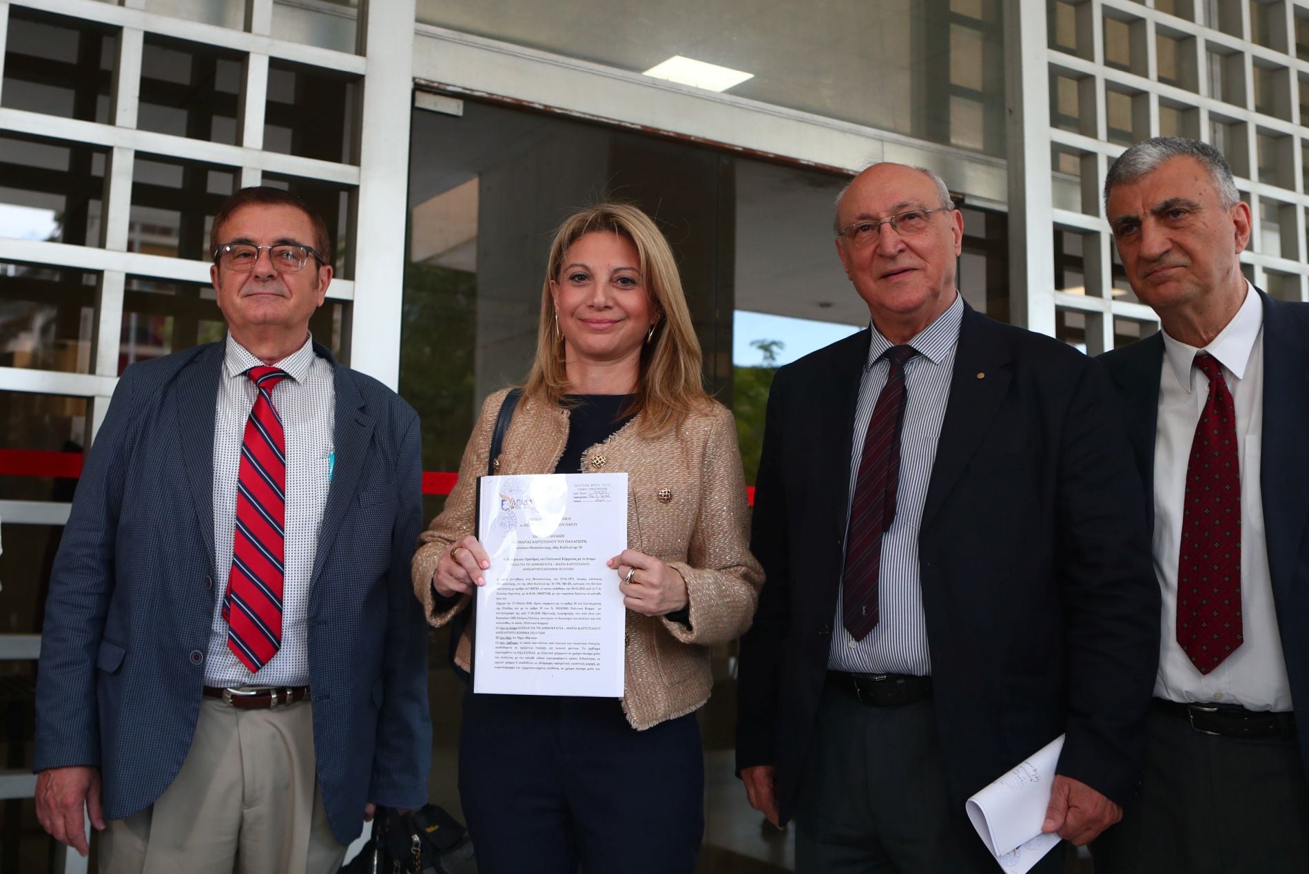 «Ελπίδα για τη Δημοκρατία»: Το επιτελείο των «6+1» της Μαρίας Καρυστιανού