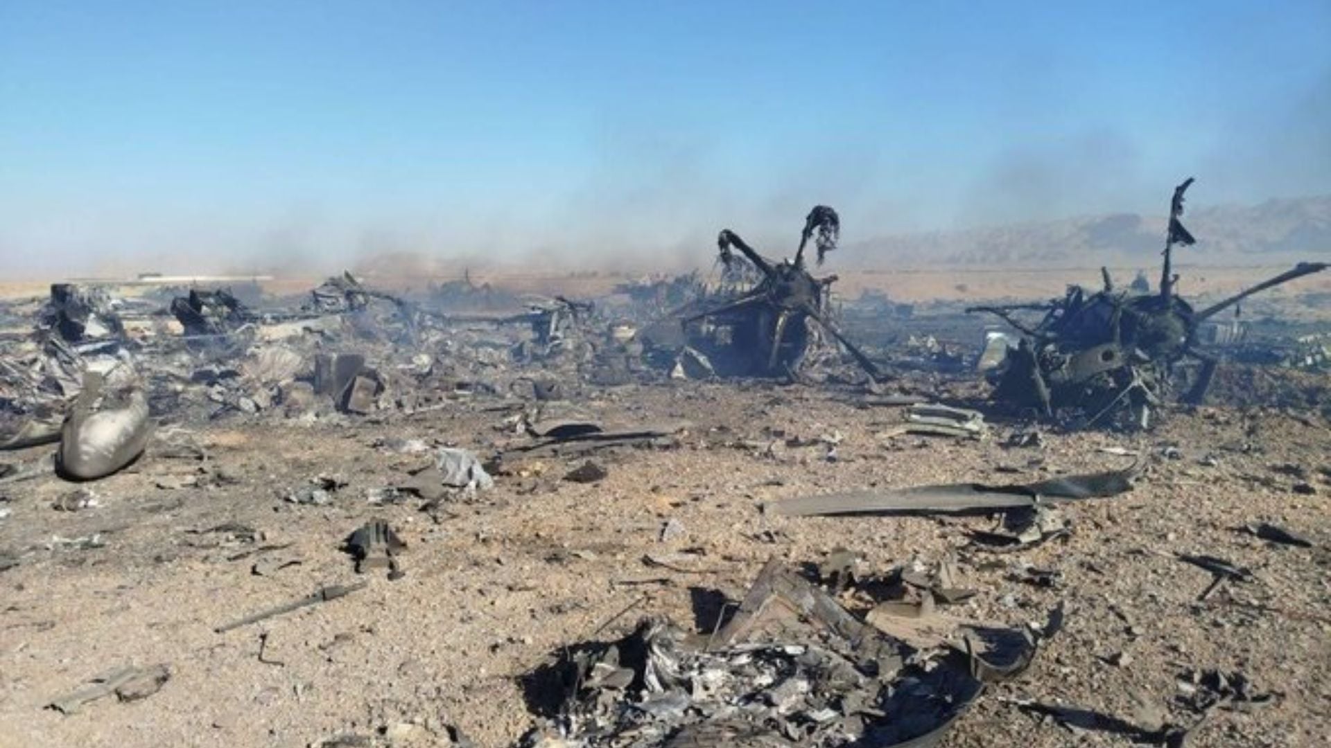CNN: Μυστηριώδες σμήνος drones κατέρριψε το F-15 στο Ιράν