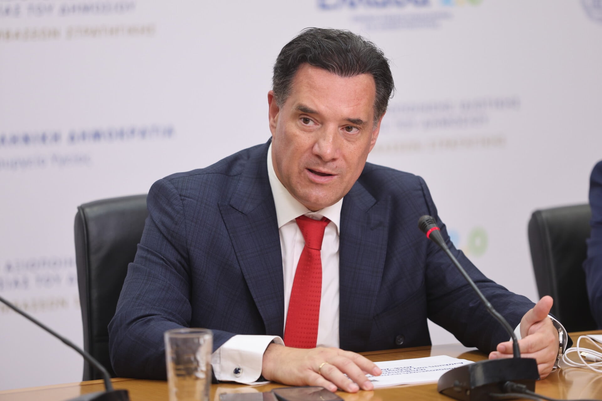 Το σενάριο Άδωνι για την ηγεσία της ΝΔ