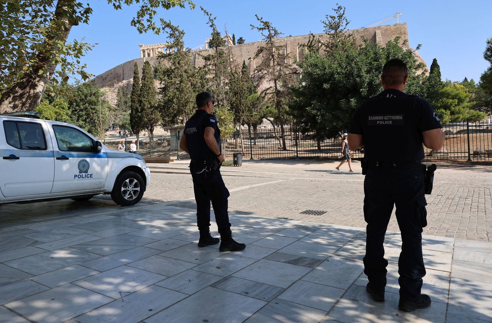 Επίθεση σε τουρίστες στην Ακρόπολη: Με ποινικό παρελθόν ο δράστης