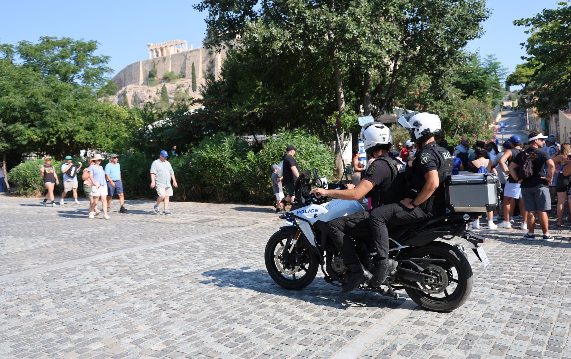 Ακρόπολη: Είχε νοσηλευτεί αλλά κυκλοφορούσε ελεύθερος ο 60χρονος – Σοκαριστική μαρτυρία
