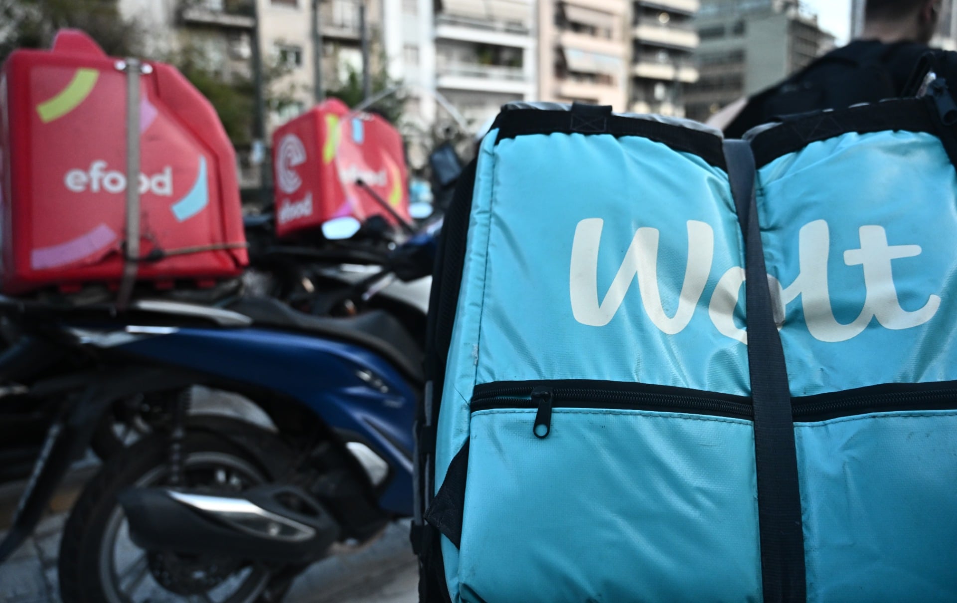 Χωρίς delivery ο μεγάλος τελικός του Μουντιάλ – 5ωρη στάση εργασίας των διανομέων