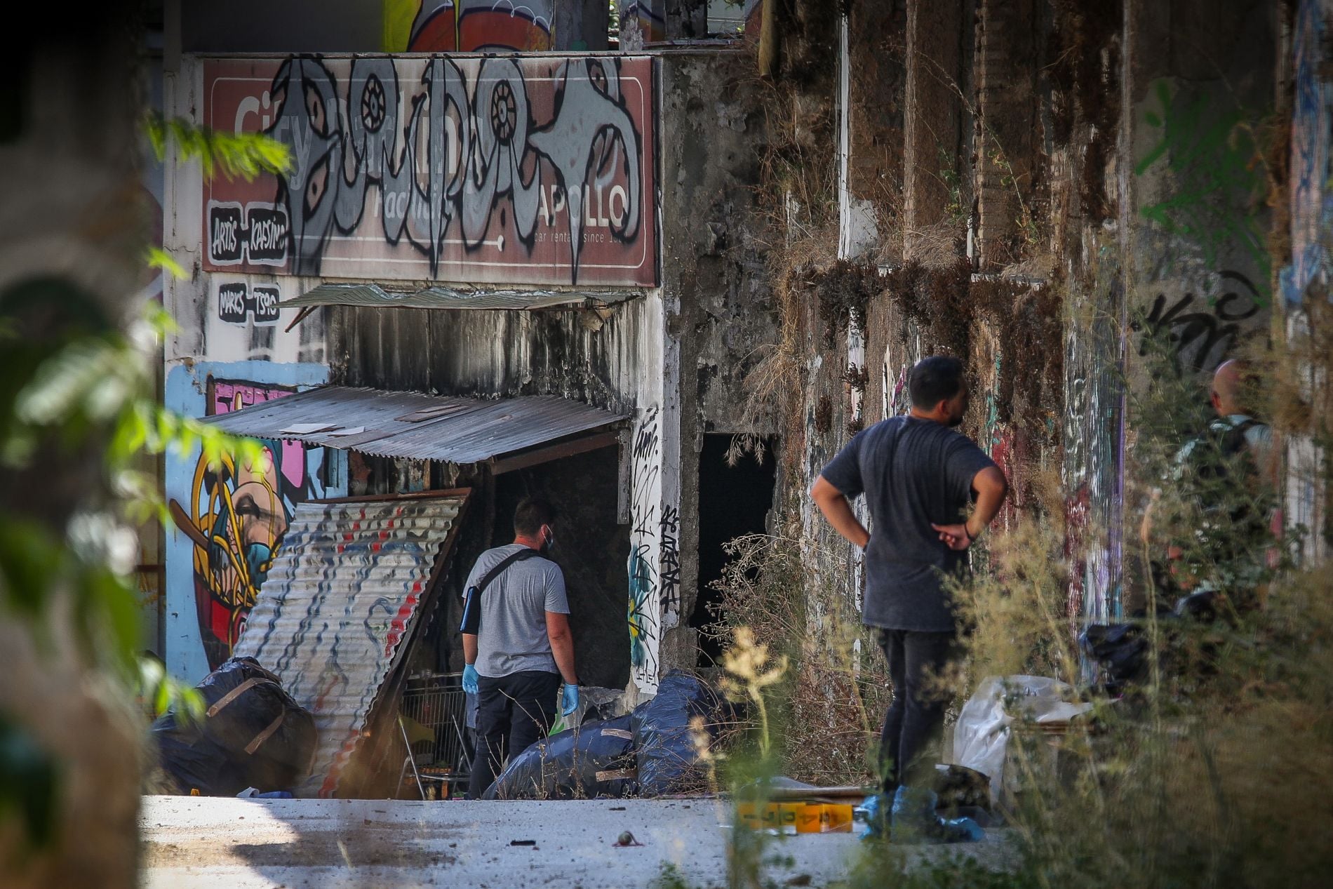 Κυψέλη: Συναγερμός για βαλίτσα σε εγκαταλελειμμένο κτήριο – Βρέθηκε πτώμα σε προχωρημένη σήψη