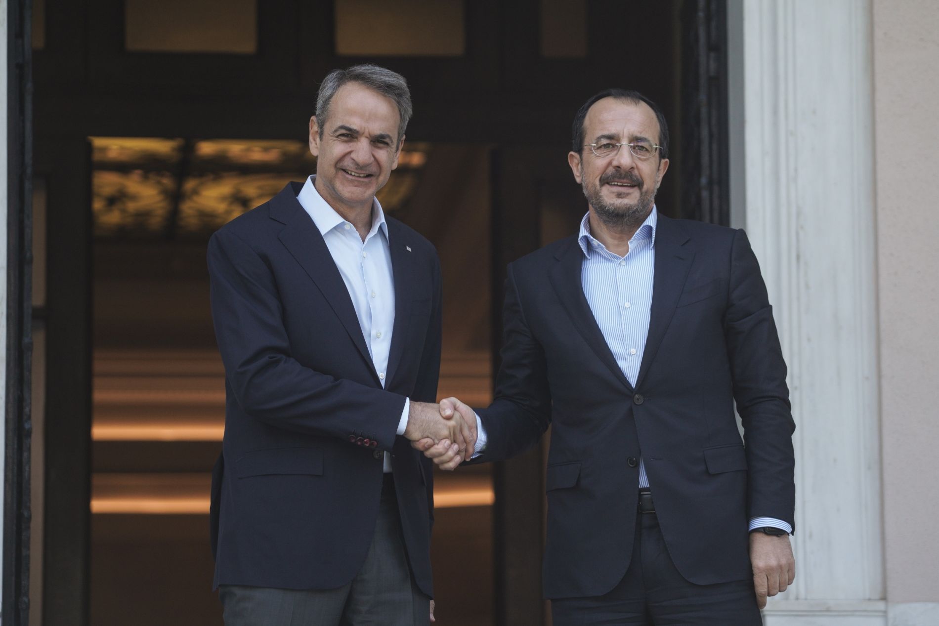 Μητσοτάκης, Χριστοδουλίδης